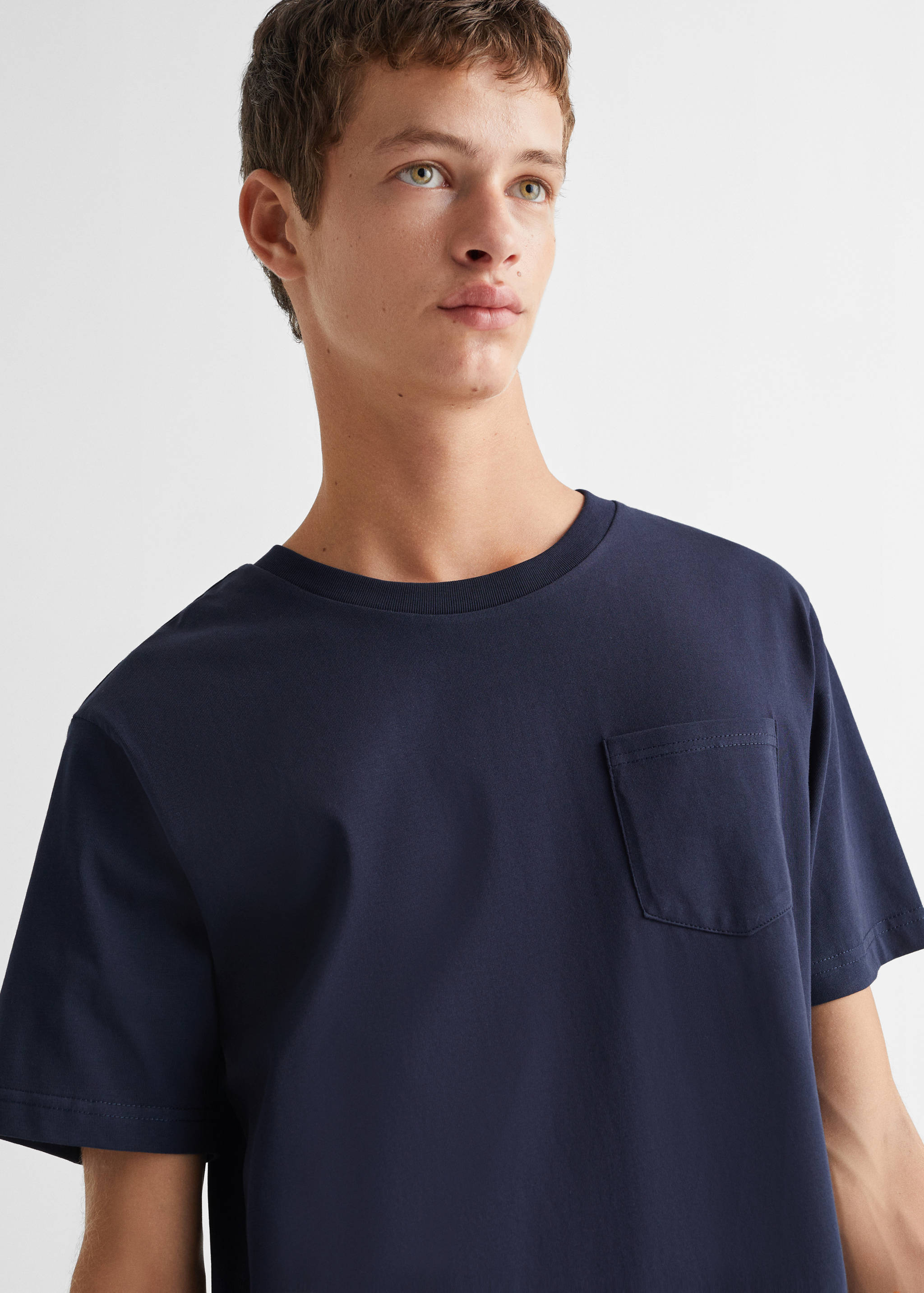 Langer Pyjama mit Streifen - Detail des Artikels 1