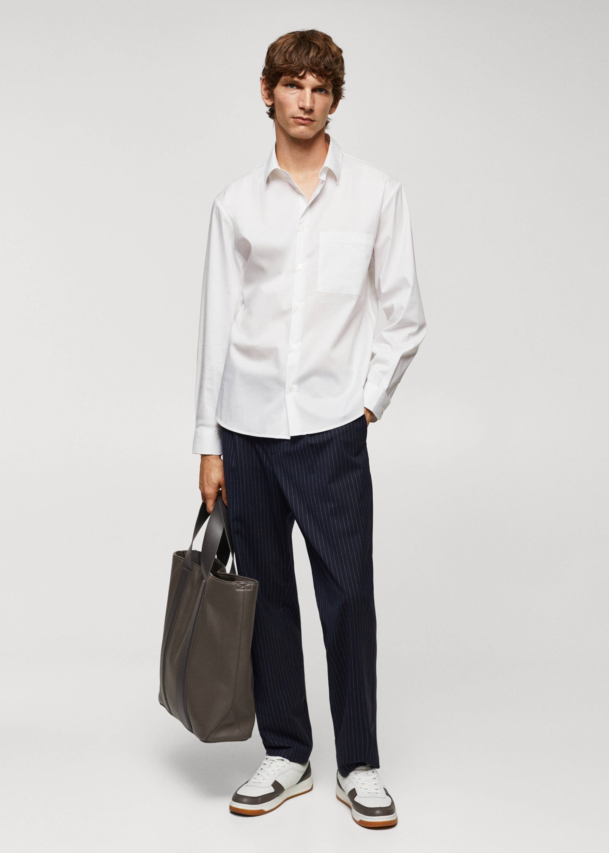 Relaxed Fit-Baumwollhemd mit Tasche - Allgemeine Ansicht