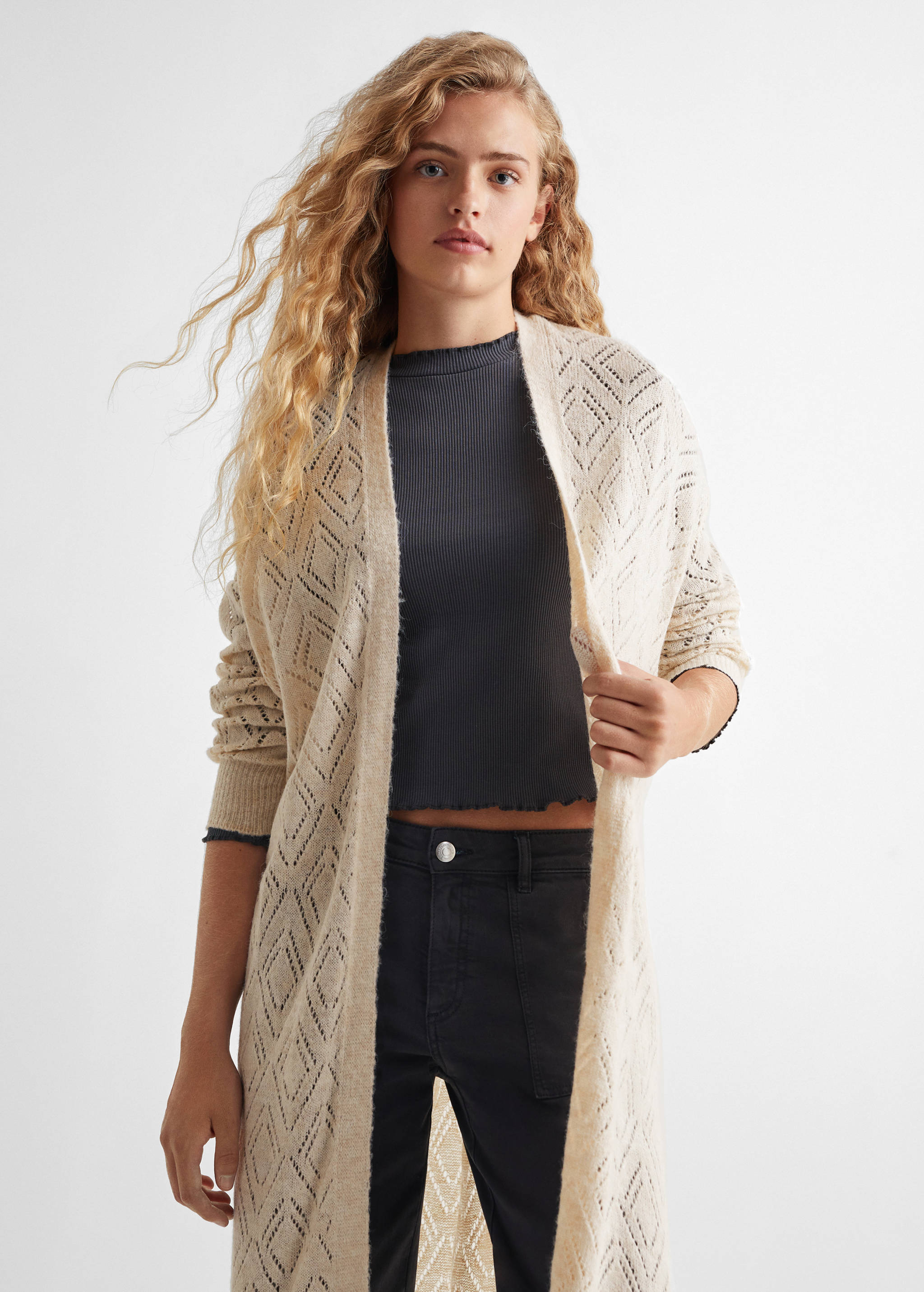 Long openwork knitted cardigan - Medium plane