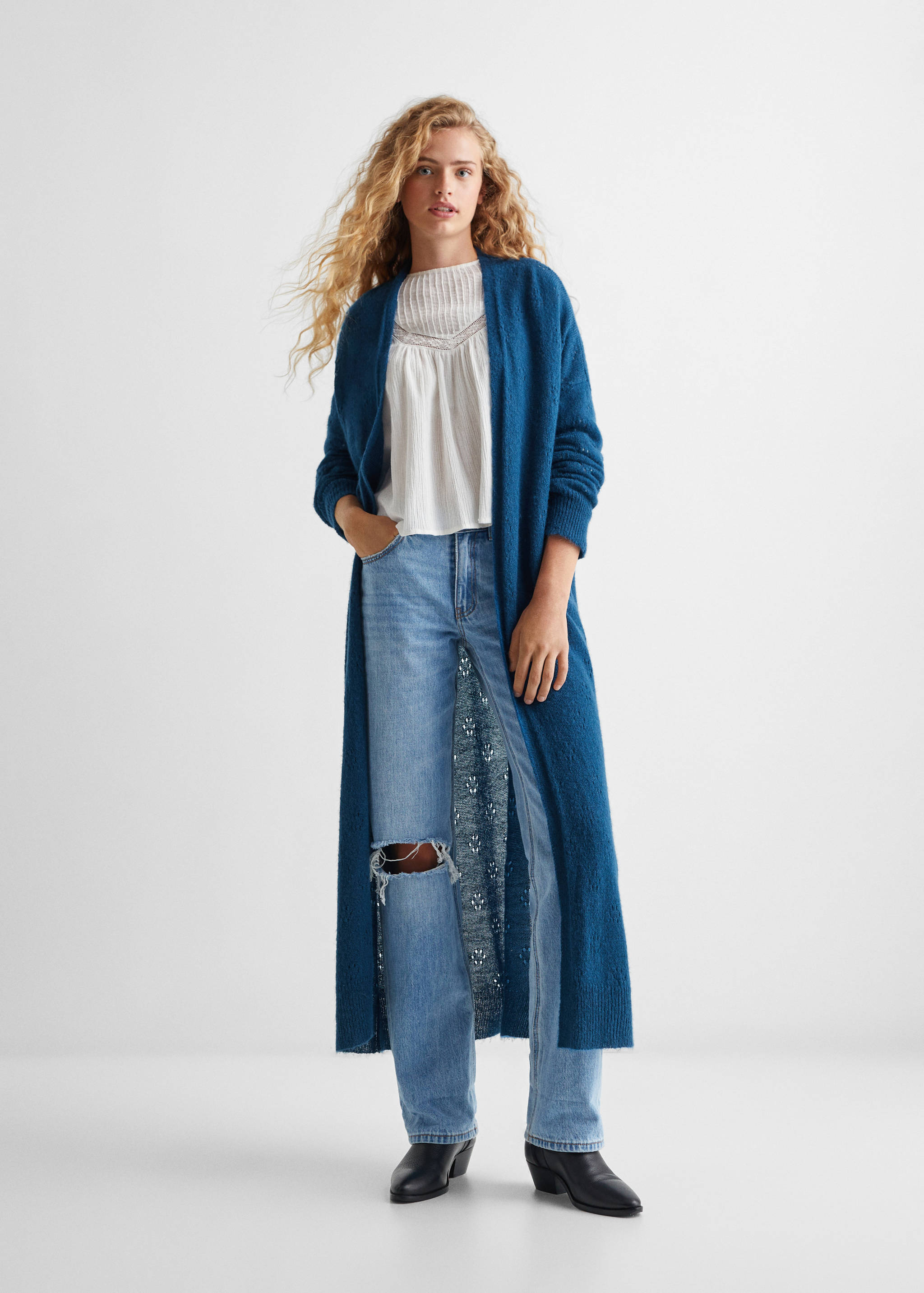 Long openwork knitted cardigan - General plane
