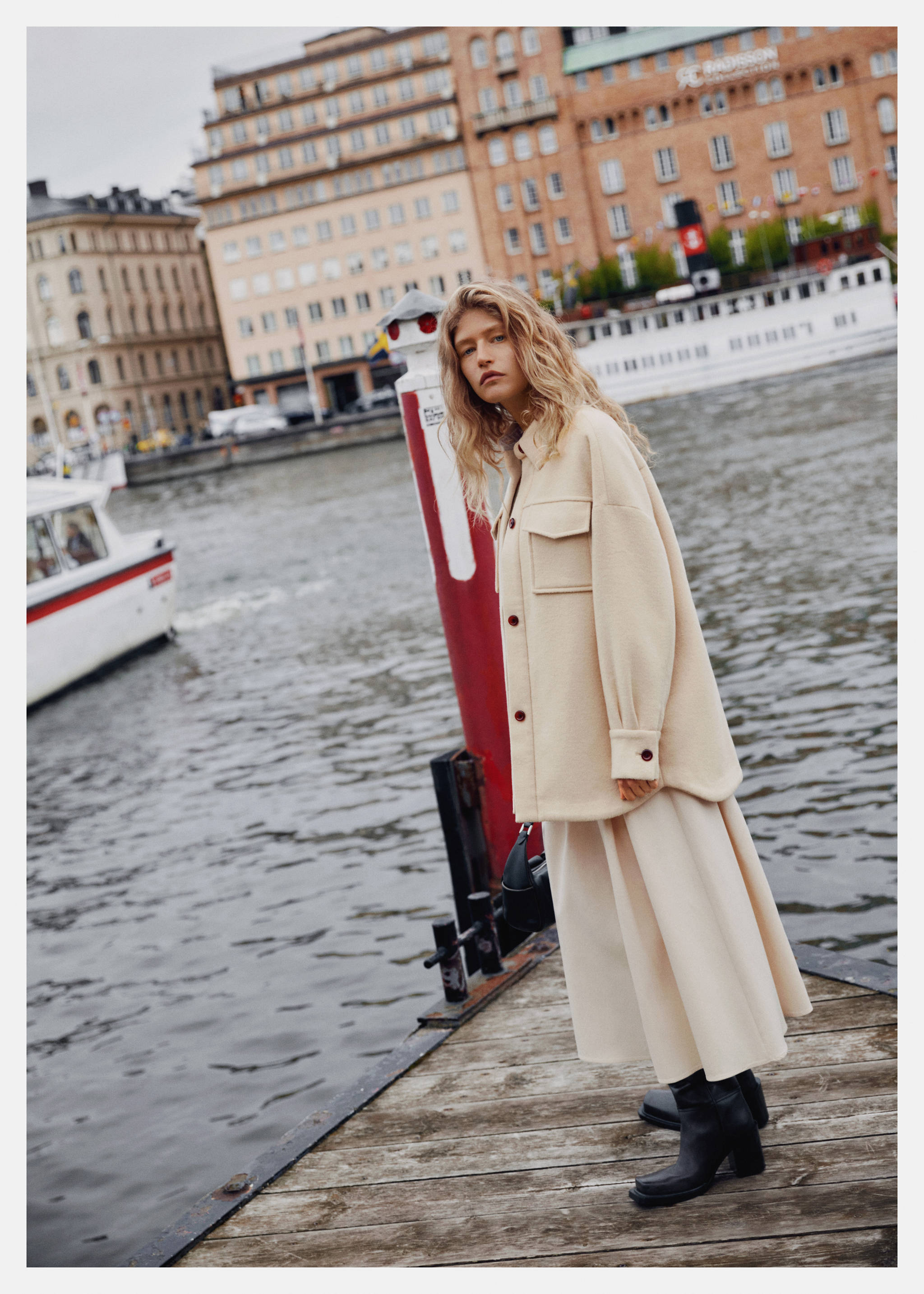 Langes Overshirt aus Wolle - Detail des Artikels 6