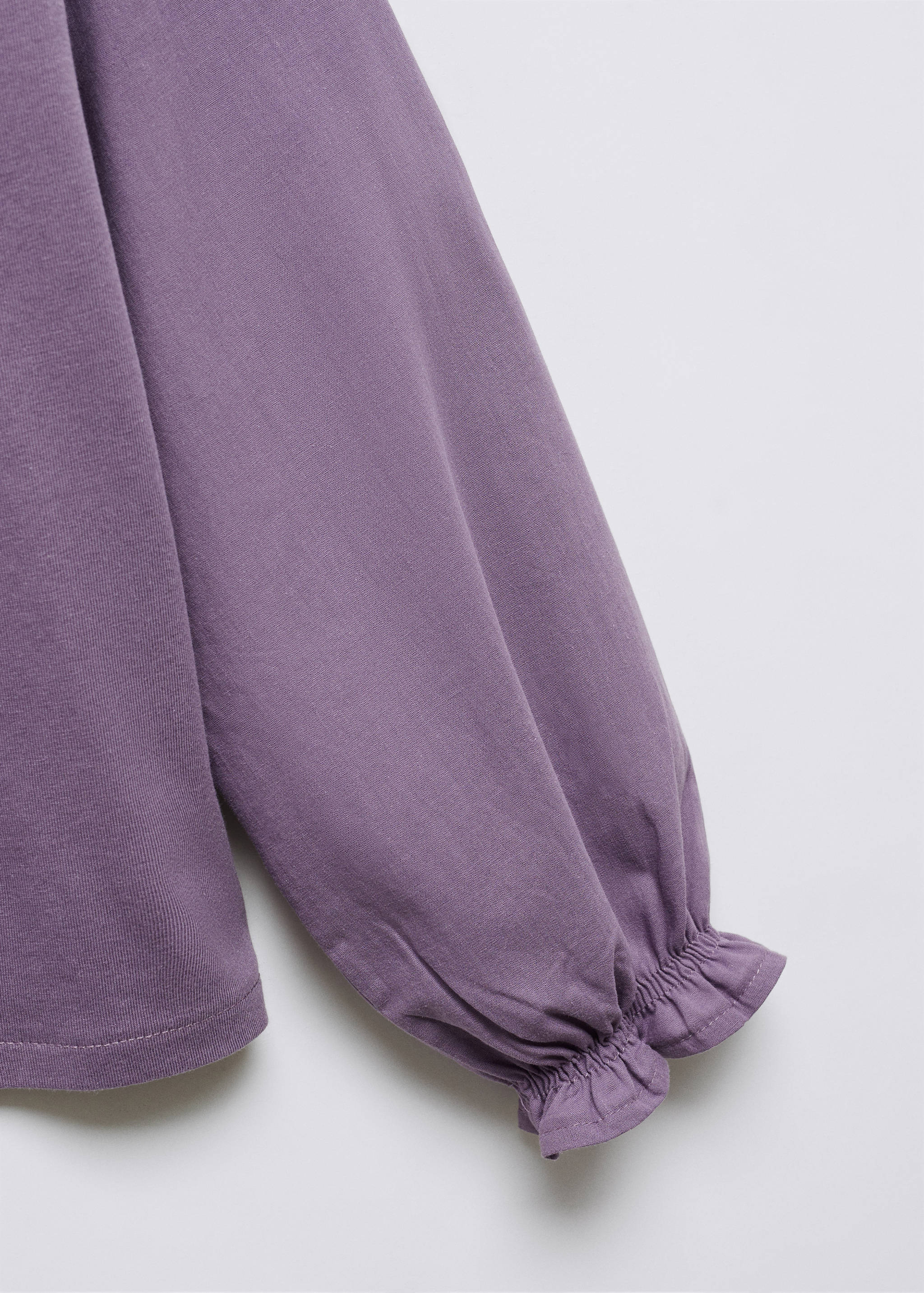 Long-sleeved t-shirt with ruffles - Details of the article 8