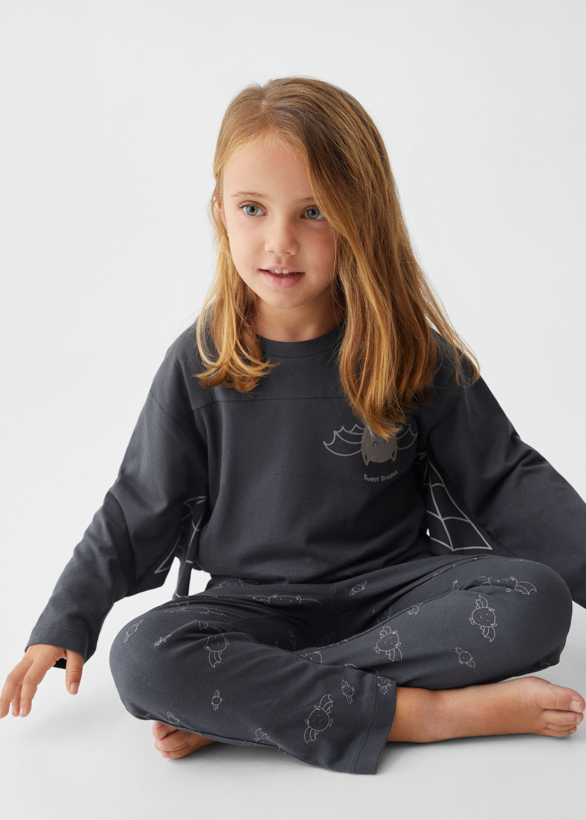 Long bat pyjamas - Details of the article 2