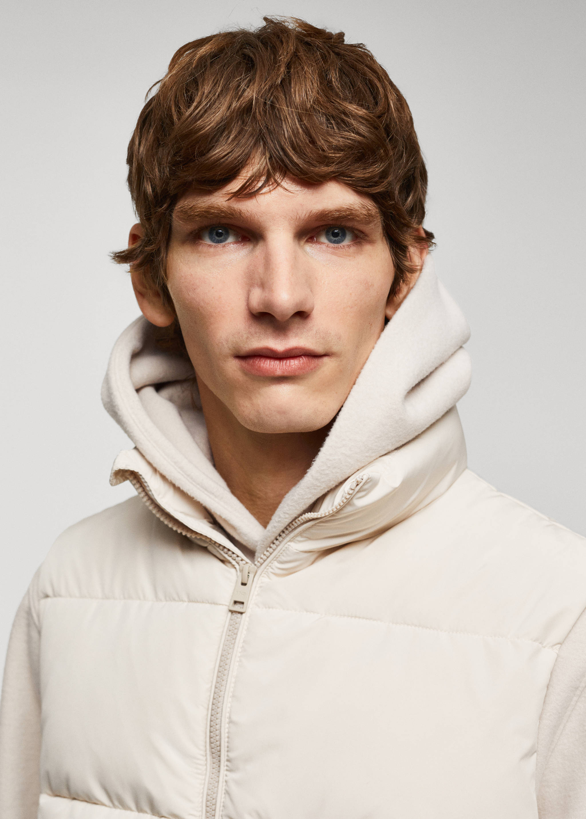 Water-repellent quilted vest - Details of the article 1