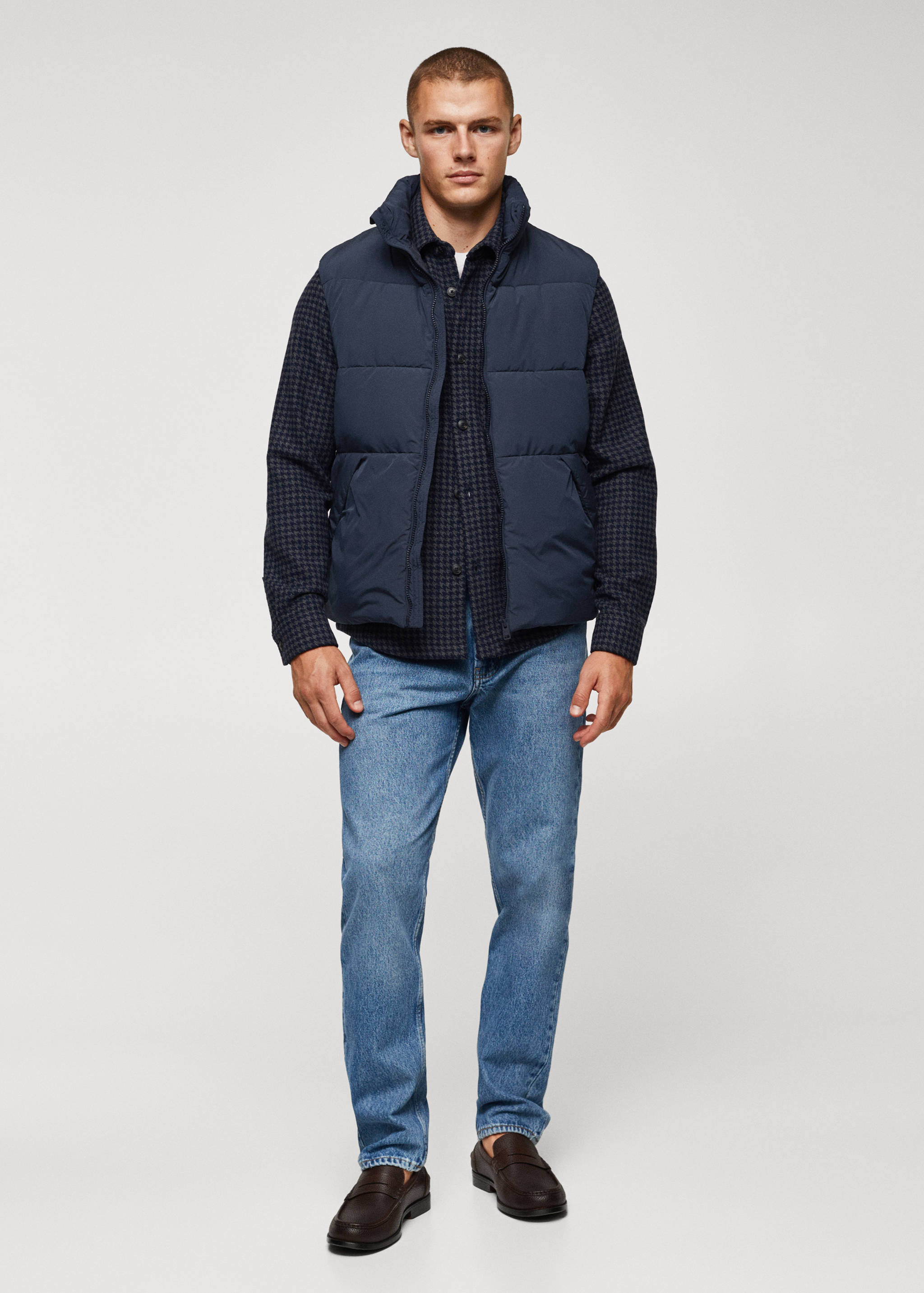 Water-repellent quilted vest - General plane