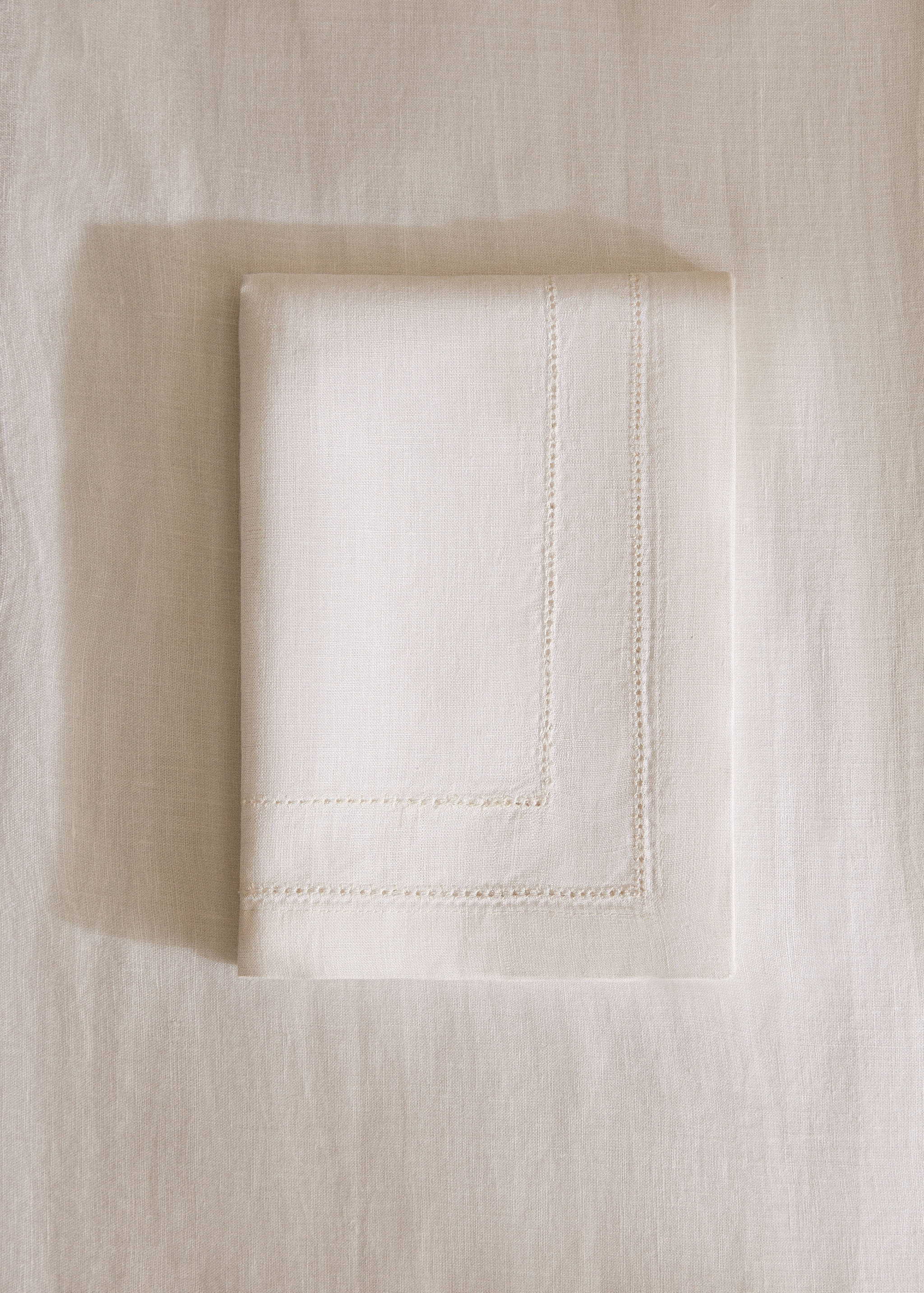 100% linen napkins with double hemstitch - General plane