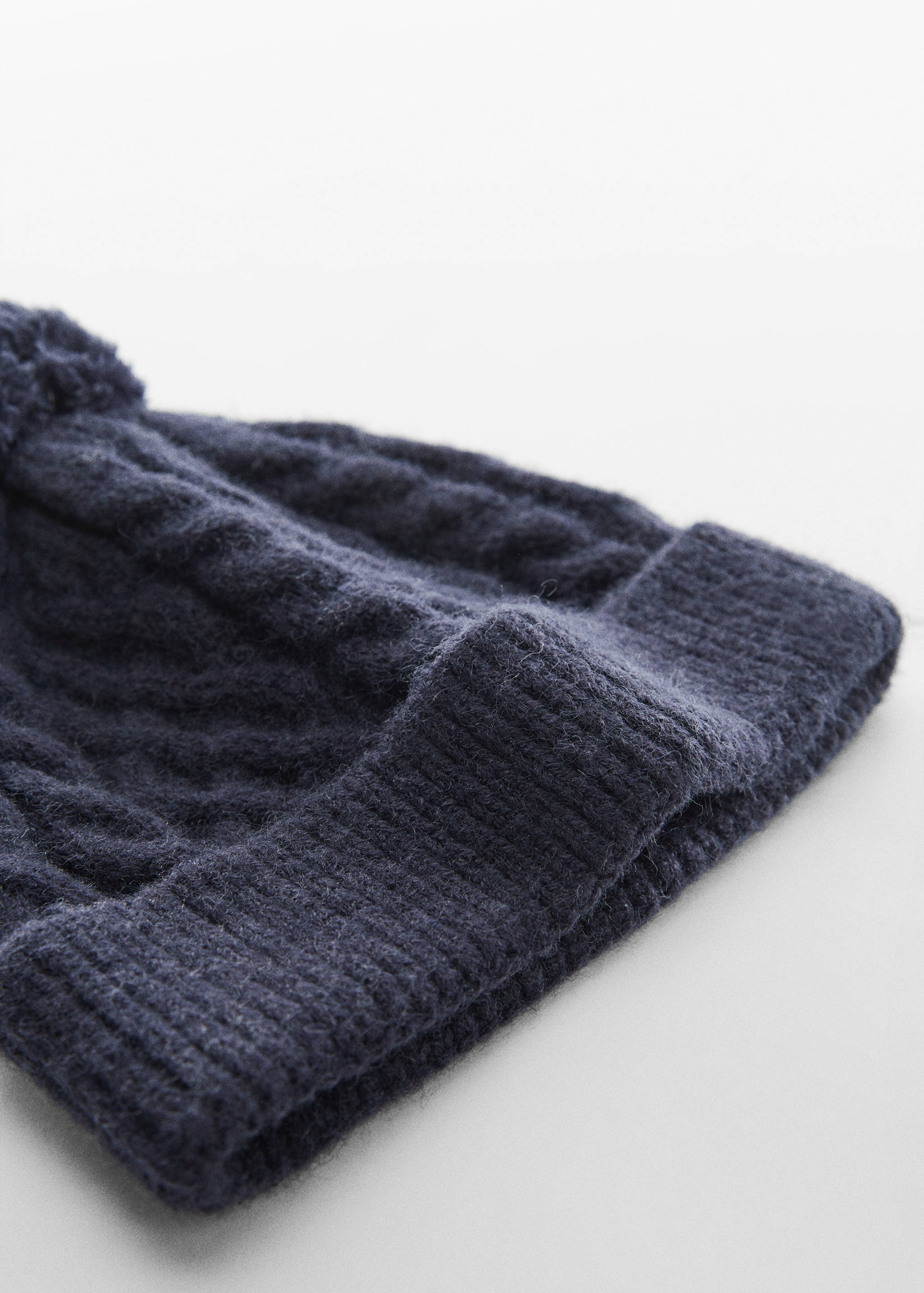 Gorro punto ochos - Plano medio