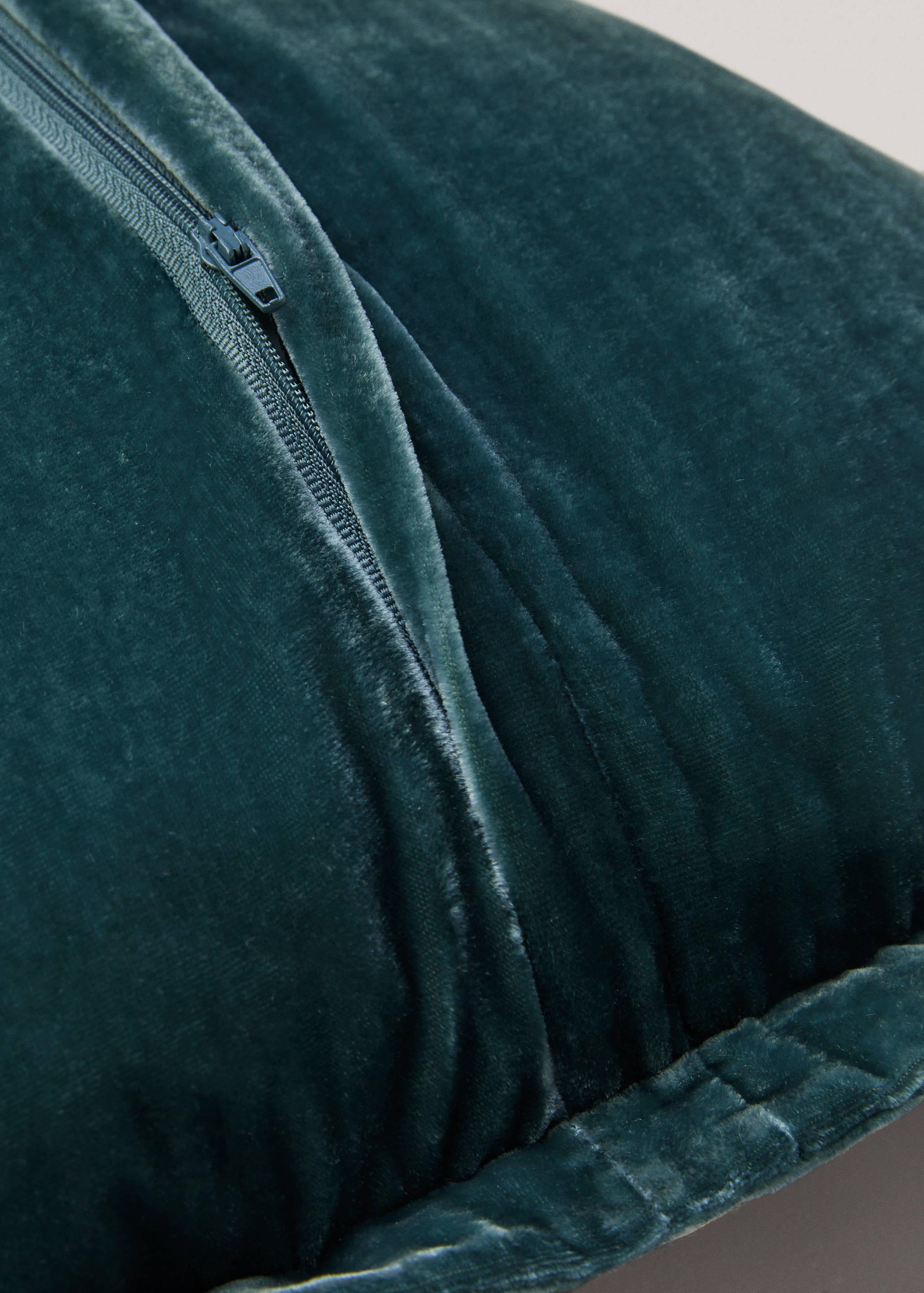 Velvet cushion cover 40x60cm - Details of the article 4