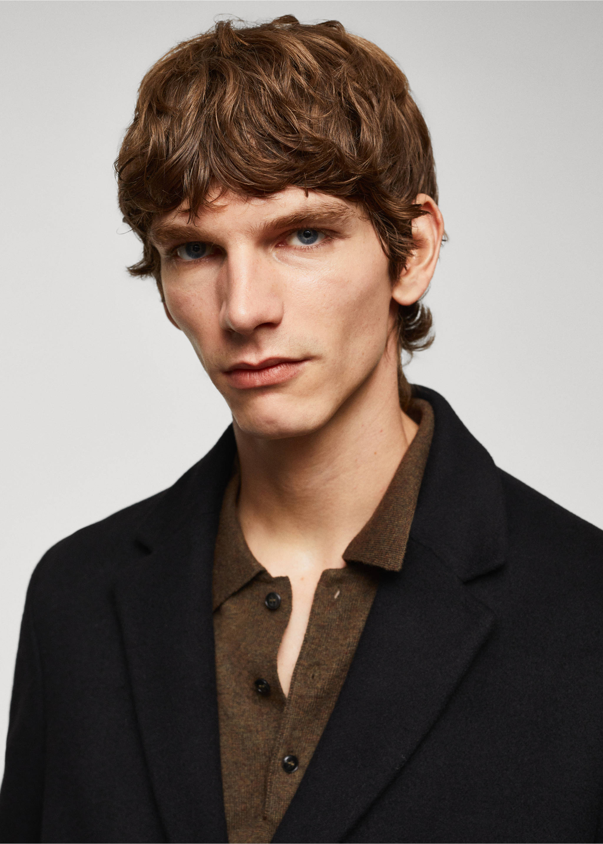 Recycled woollen coat - Details of the article 1, Black. Ref: 57077702-00.