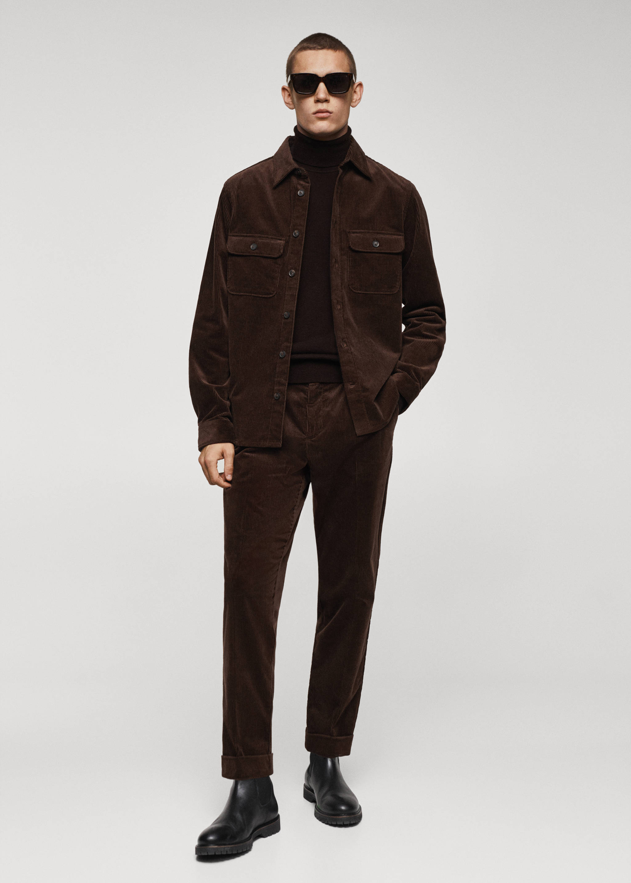 Cord-Overshirt mit Taschen - Allgemeine Ansicht