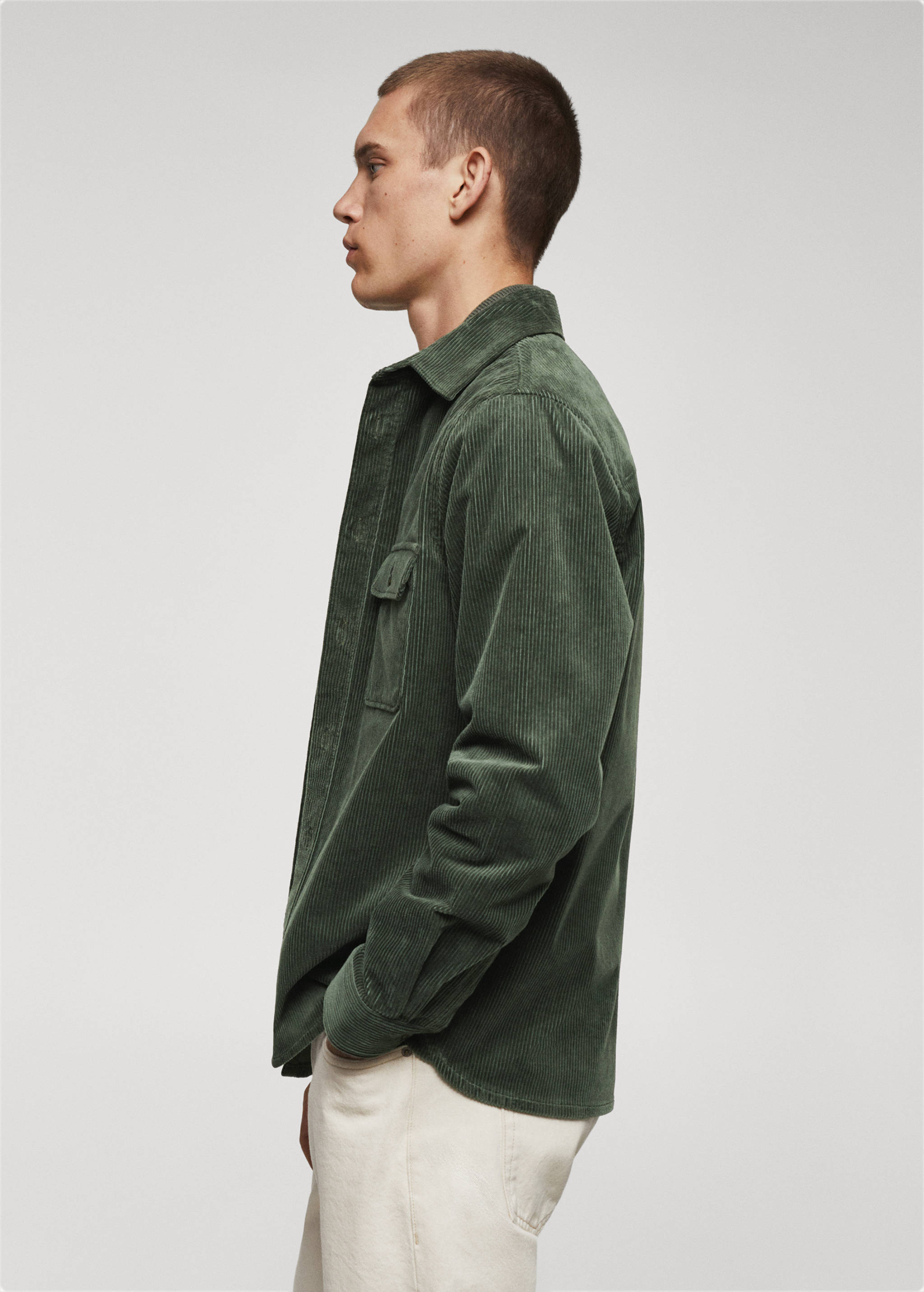 Cord-Overshirt mit Taschen - Detail des Artikels 2