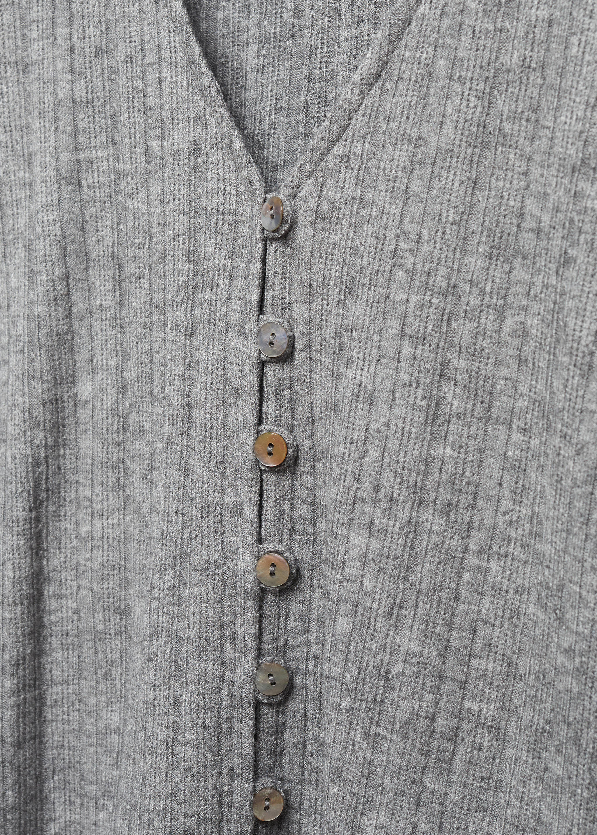 Knitted t-shirt with button - Details of the article 8