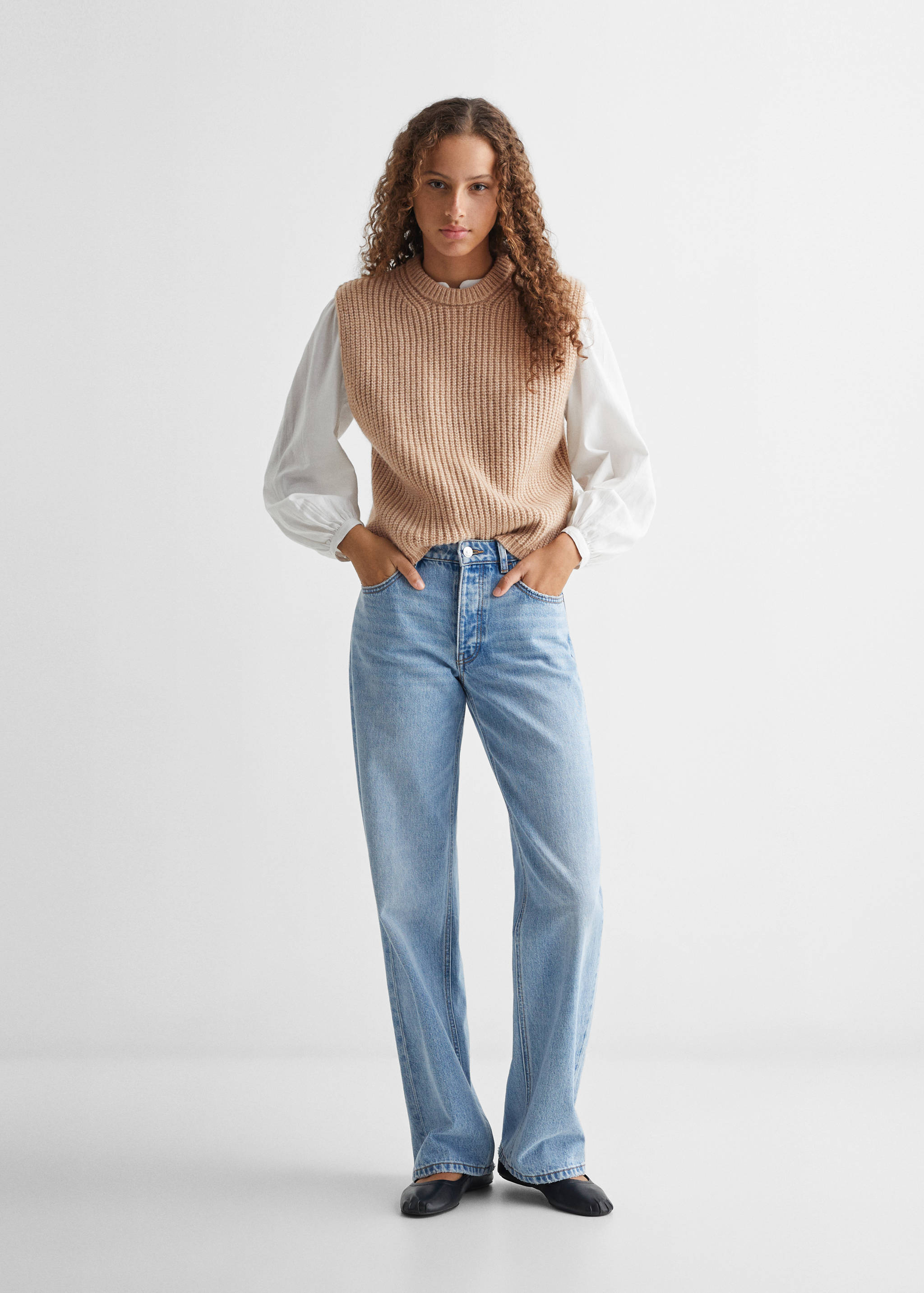 Chunky-knit gilet - General plane