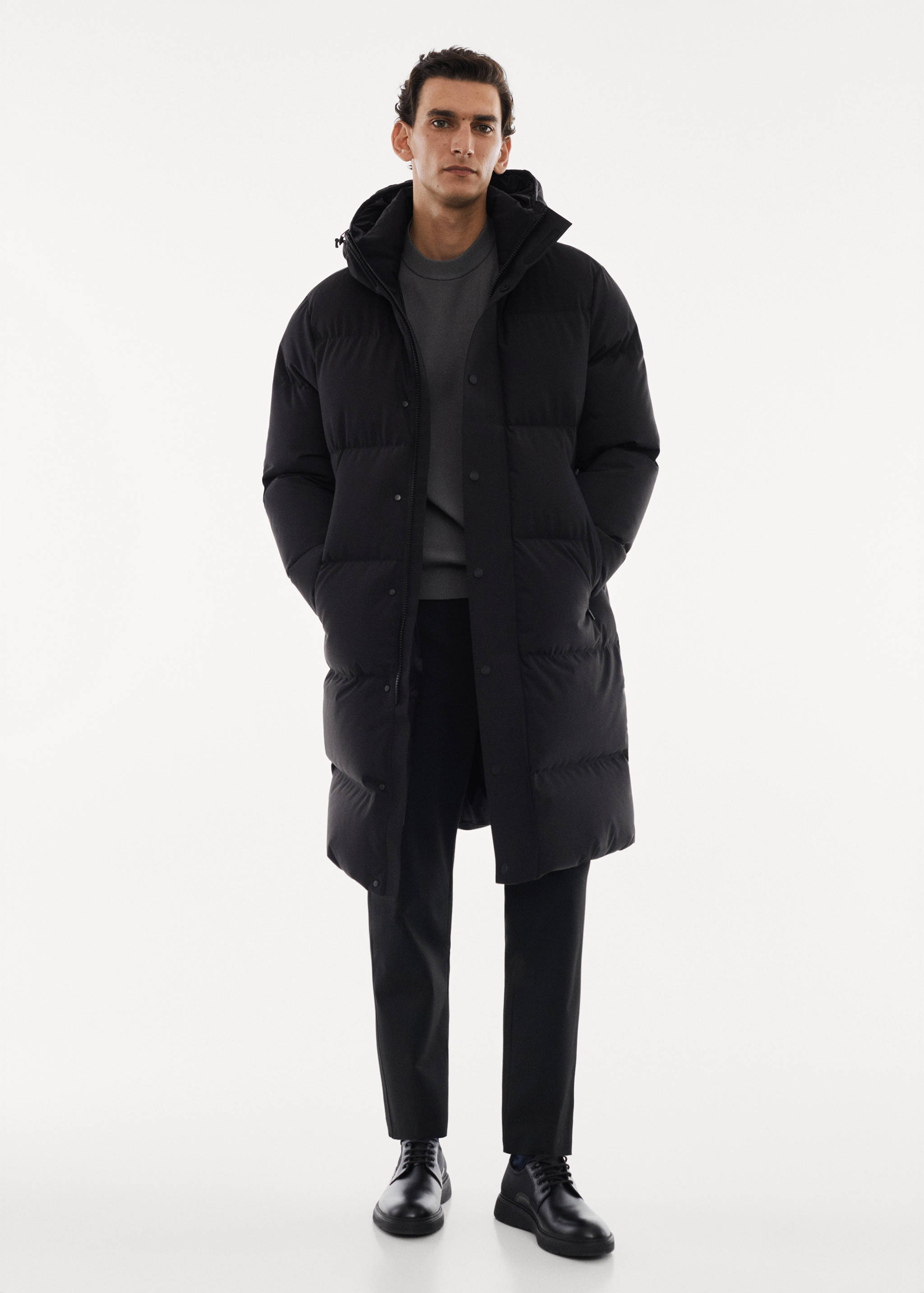 Water-repellent down anorak - General plane