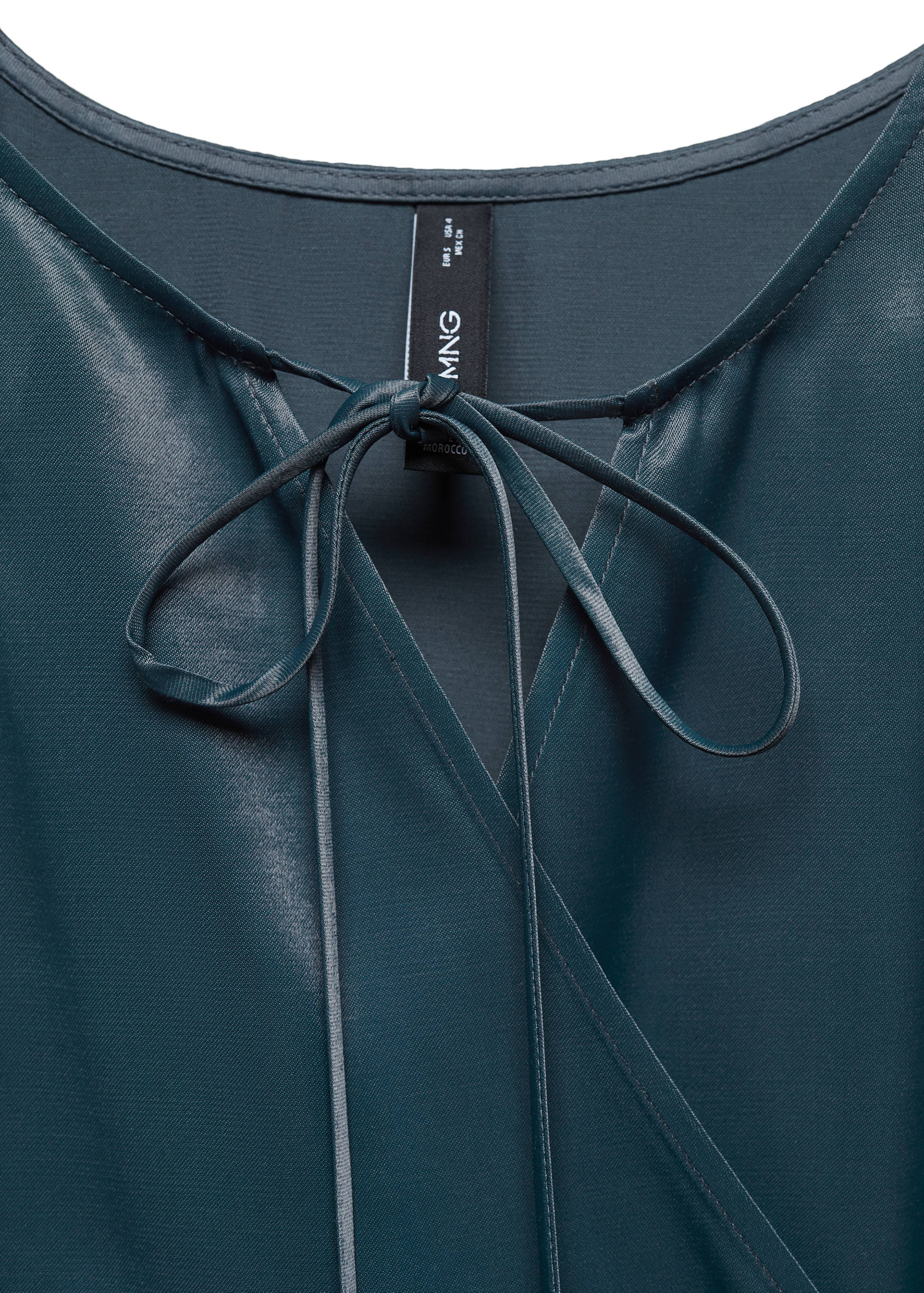 Wrapped satin dress - Details of the article 8