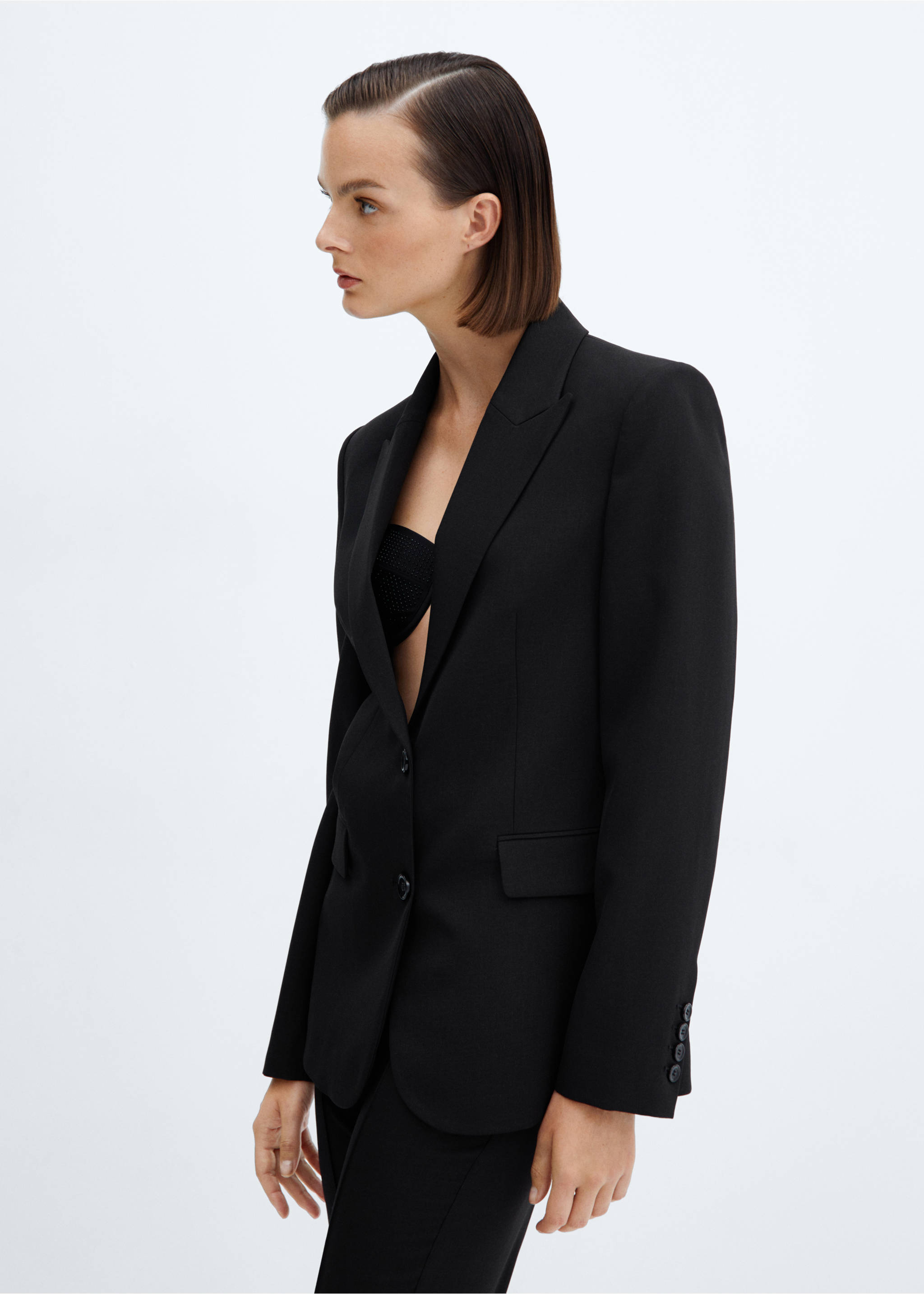 Suit jacket with buttons - Details of the article 6, Black. Ref: 57079093-00.