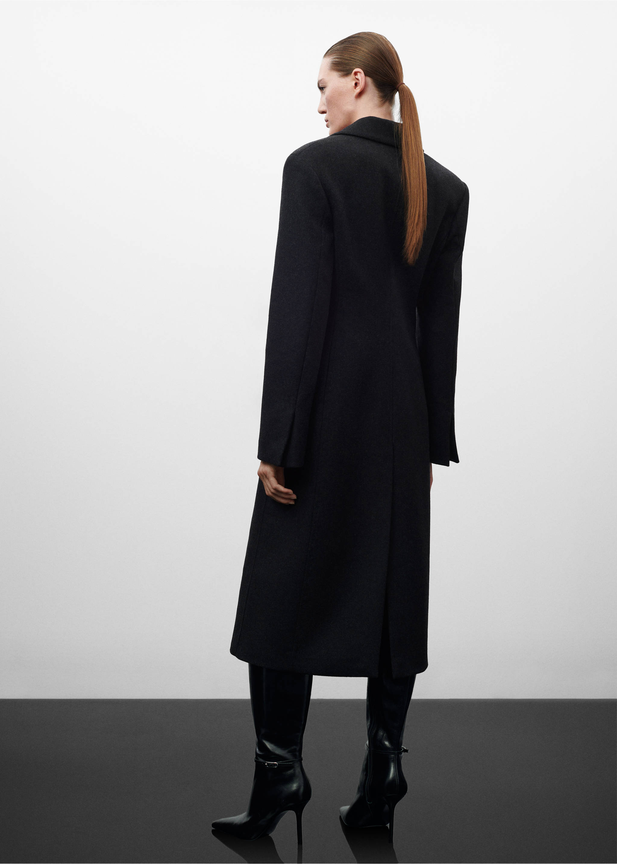 Gyapjúkabát válltöméssel - A cikk hátulja, Szürke. Ref: 57079115-00.