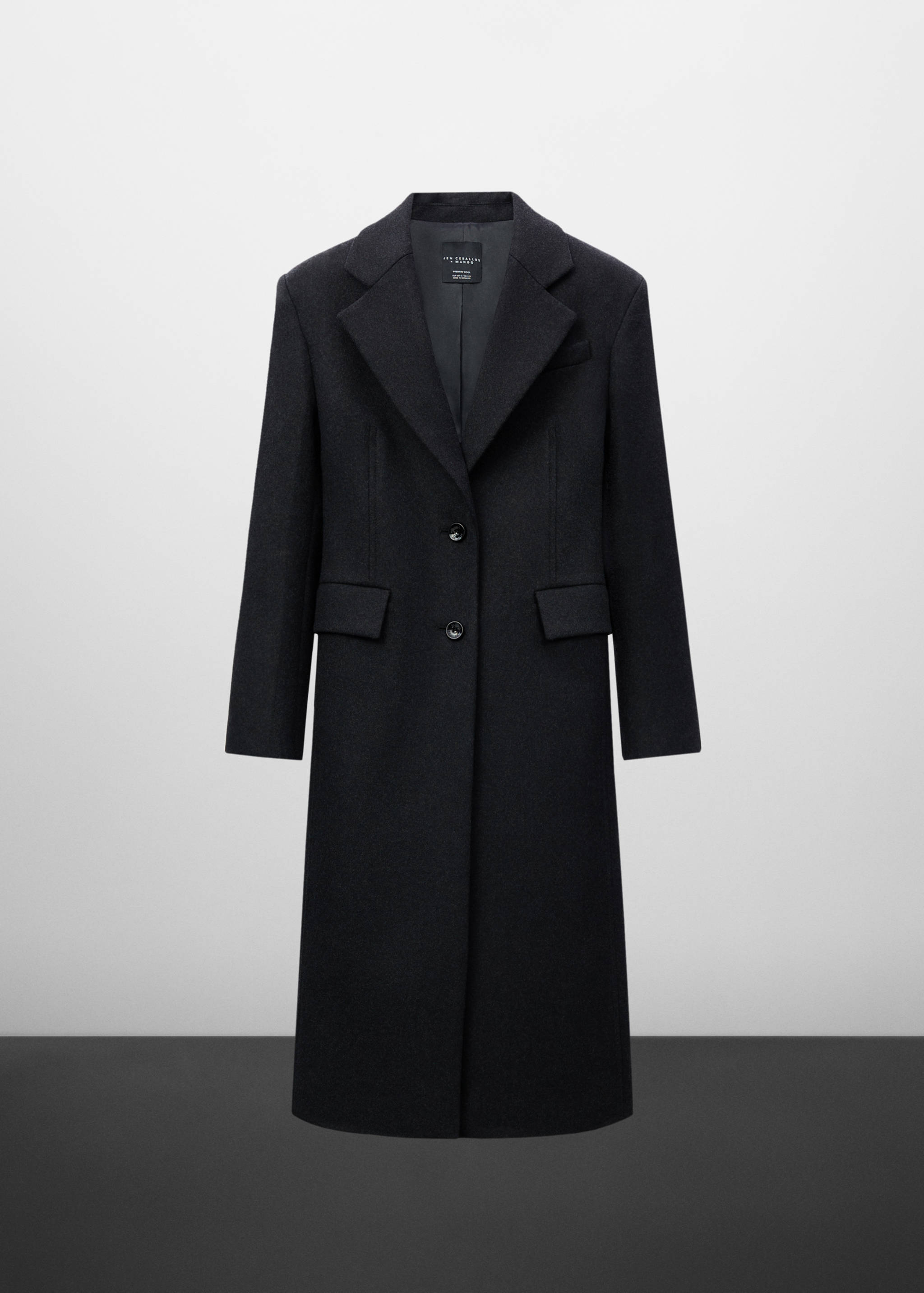 Wool coat with shoulder pads - Article without model