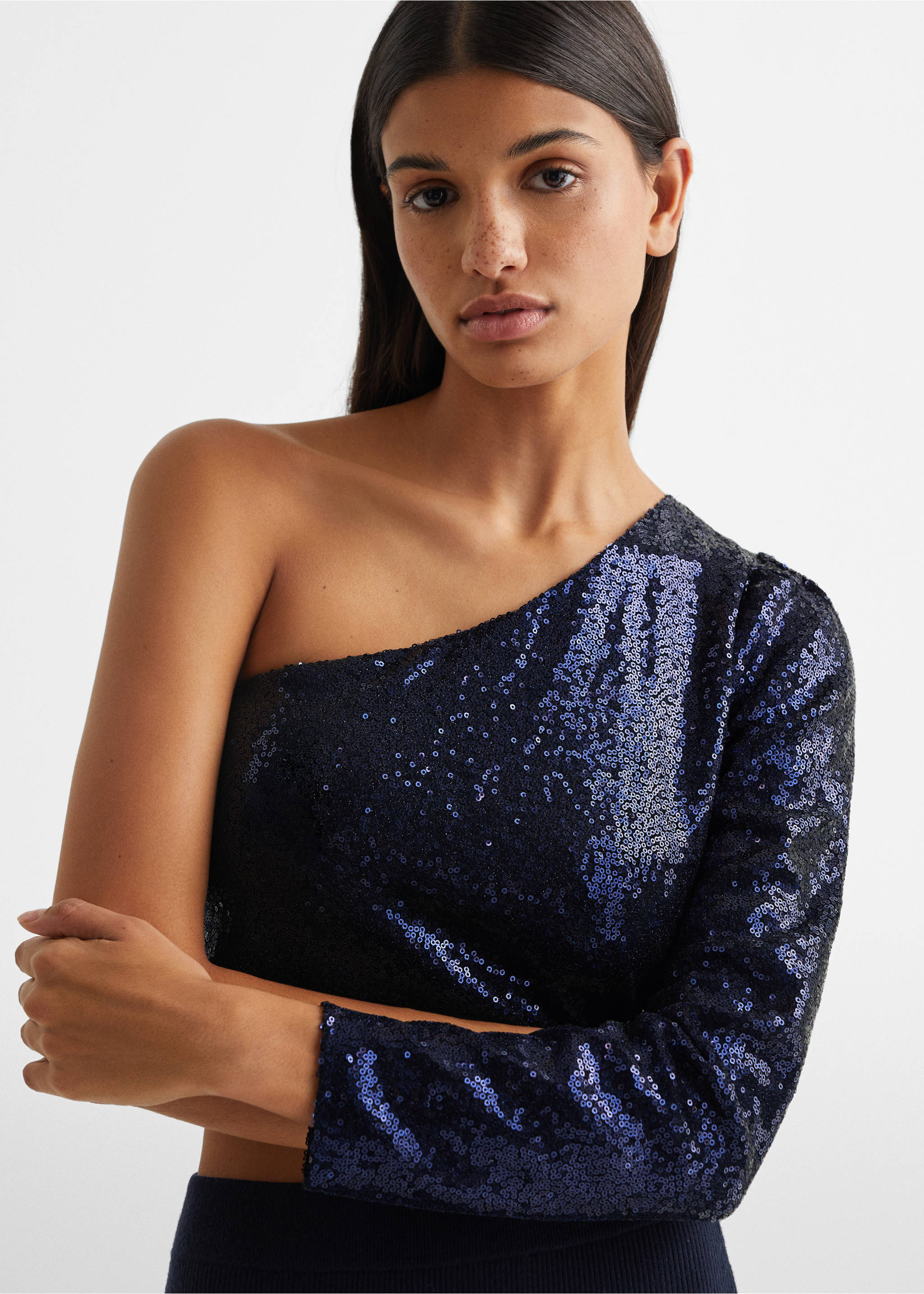 Top asymétrique sequins - Détail de l'article 1, Bleu. Ref: 57079215-00.