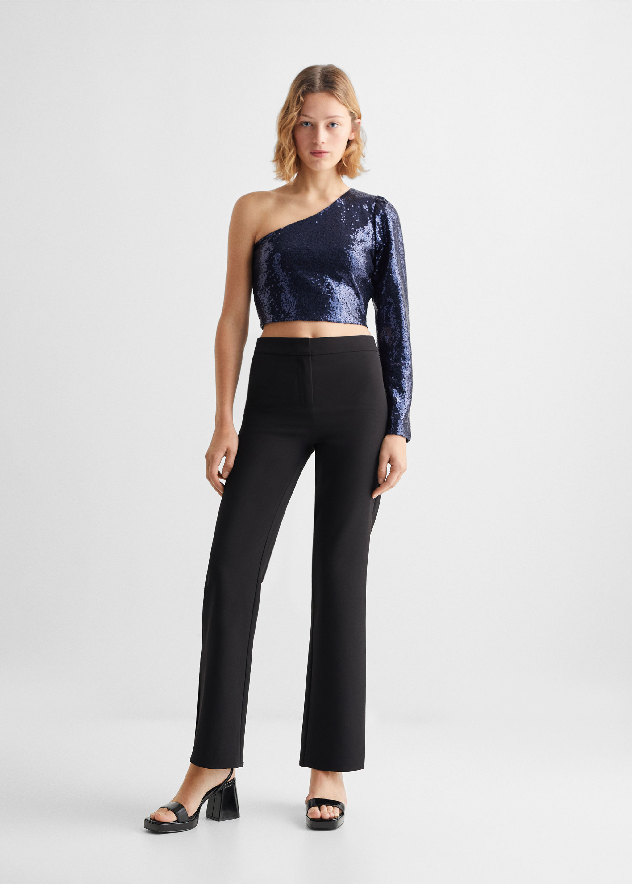 Asymmetric sequin top - General plane