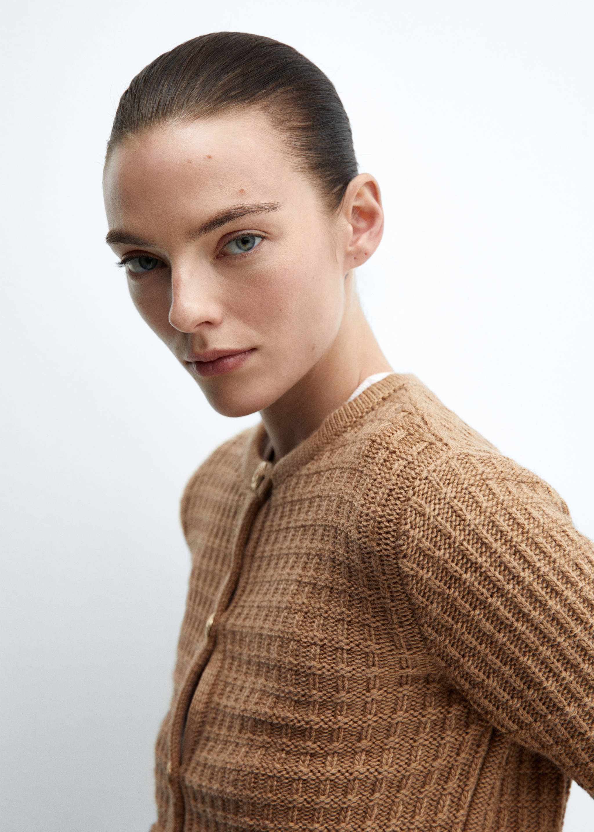 Button knit cardigan - Details of the article 1