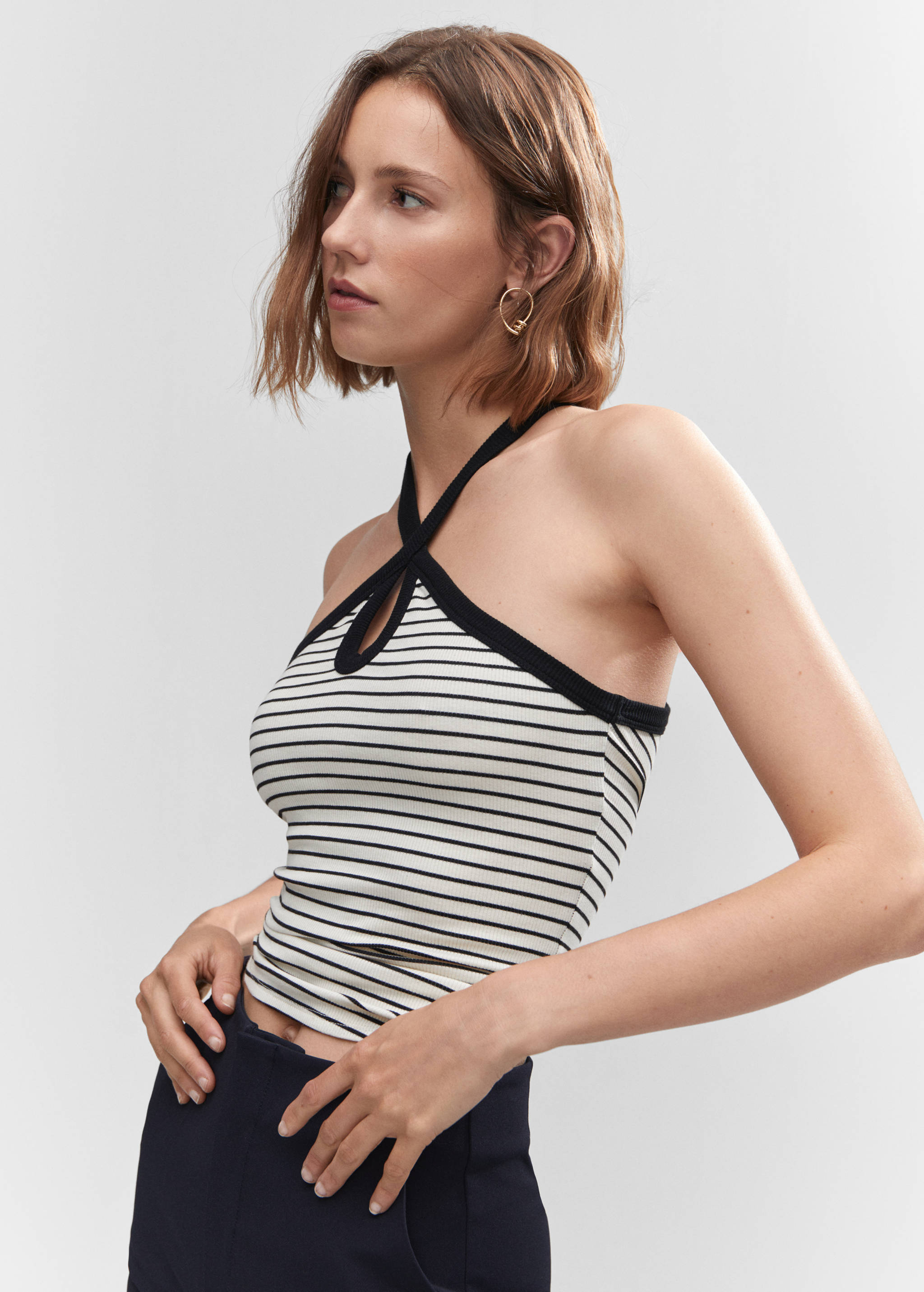 Top punto cuello halter - Detalle del artículo 3