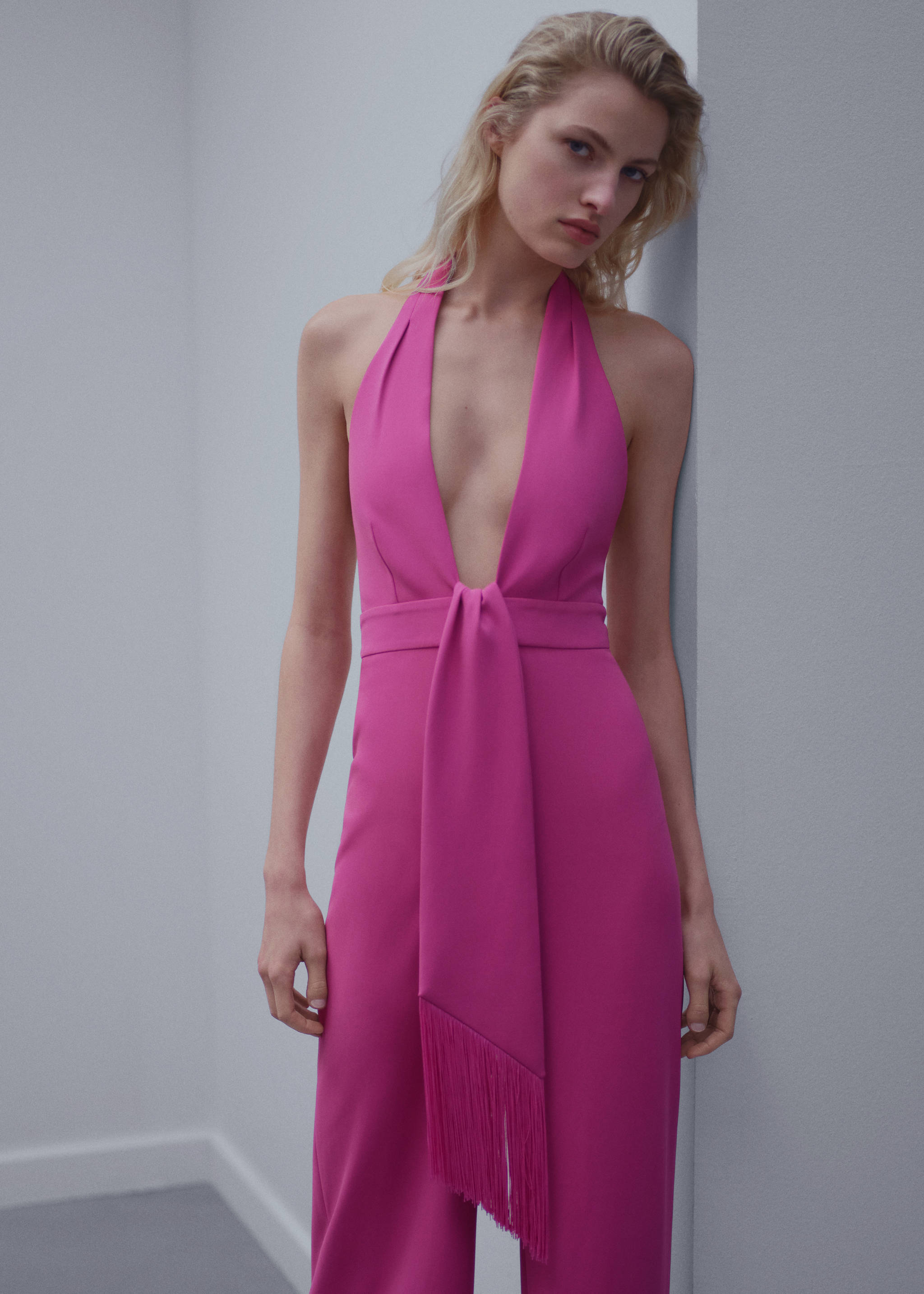 Halterjumpsuit met strikdetail - Middenvlak