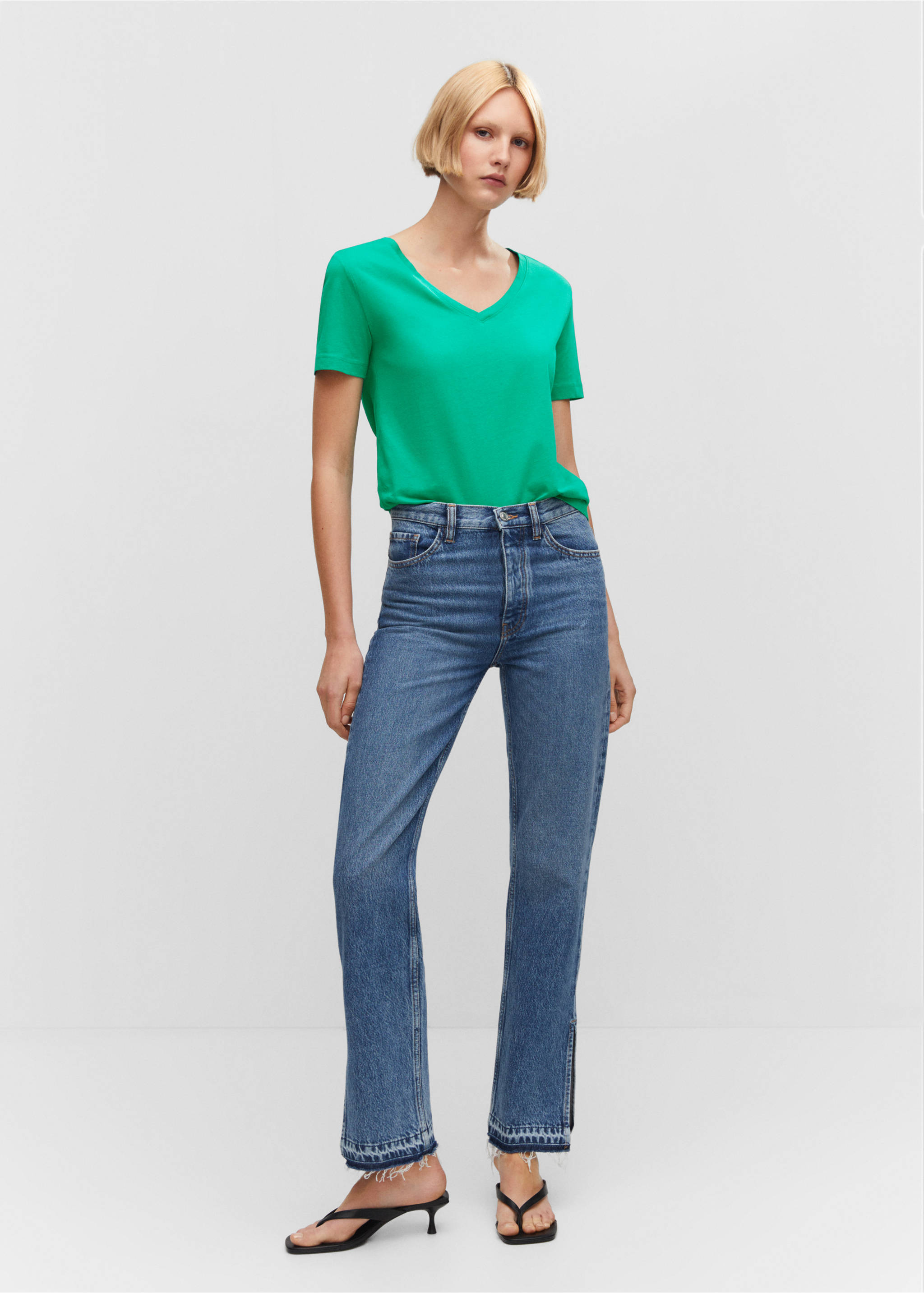 V-neck cotton T-shirt - General plane, Green. Ref: 57082001-00.