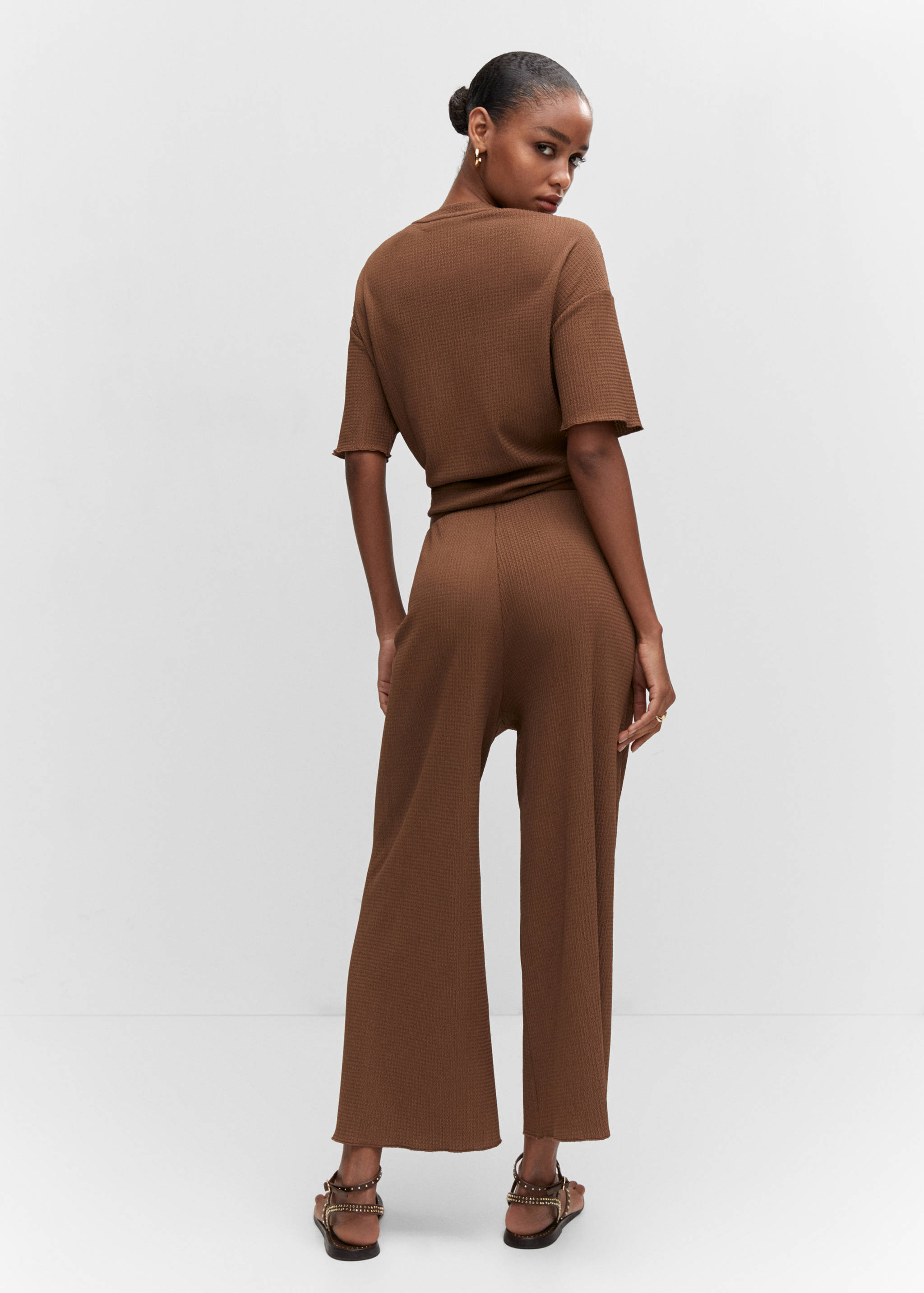 Textured culotte trousers - Reverse of the article
