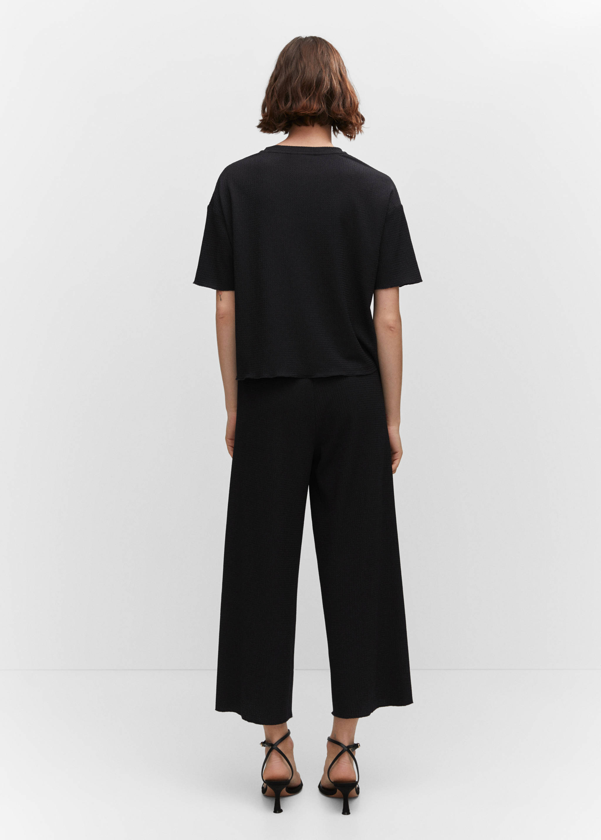 Textured culotte trousers - Reverse of the article