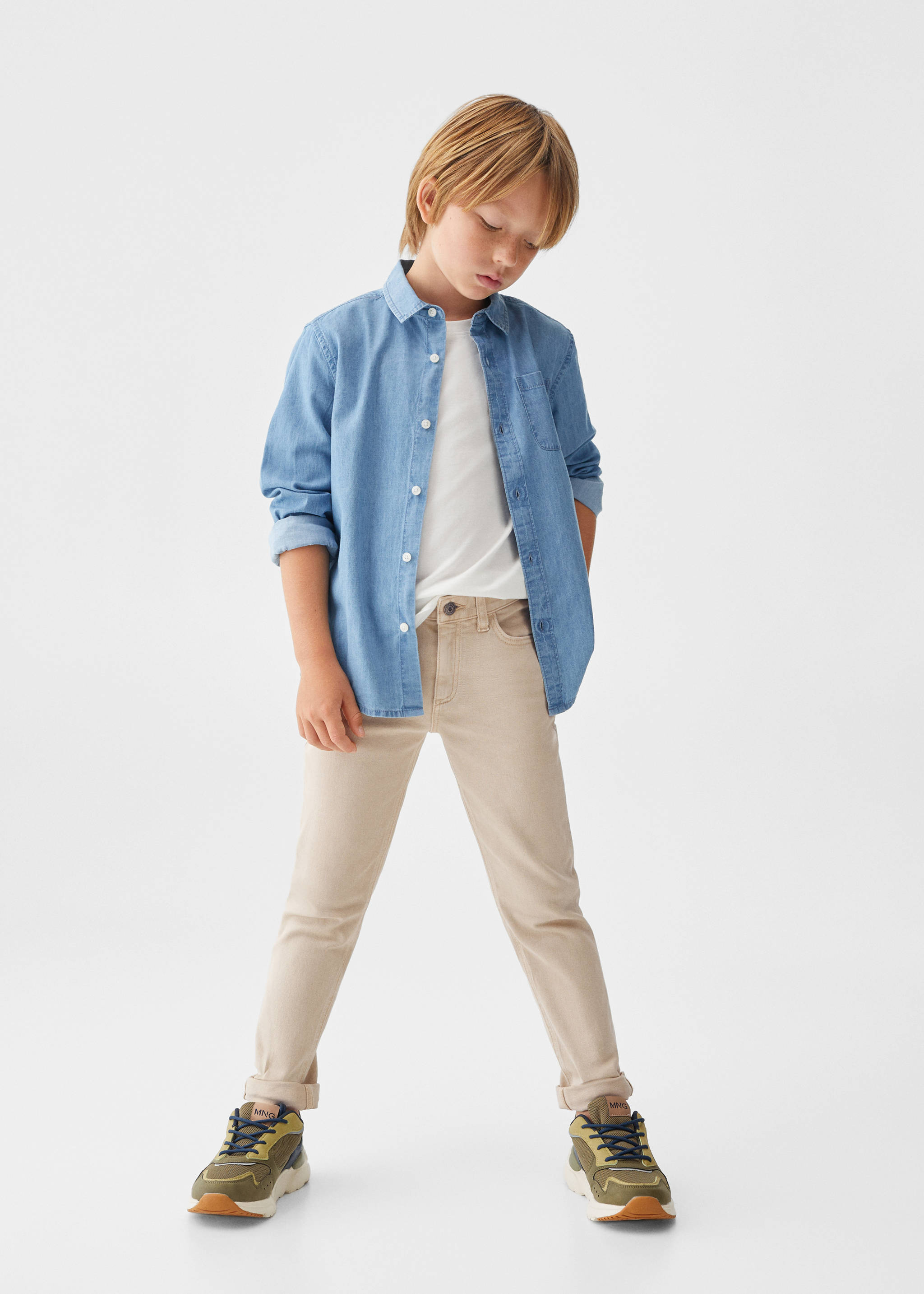 Straight flannel trousers - General plane