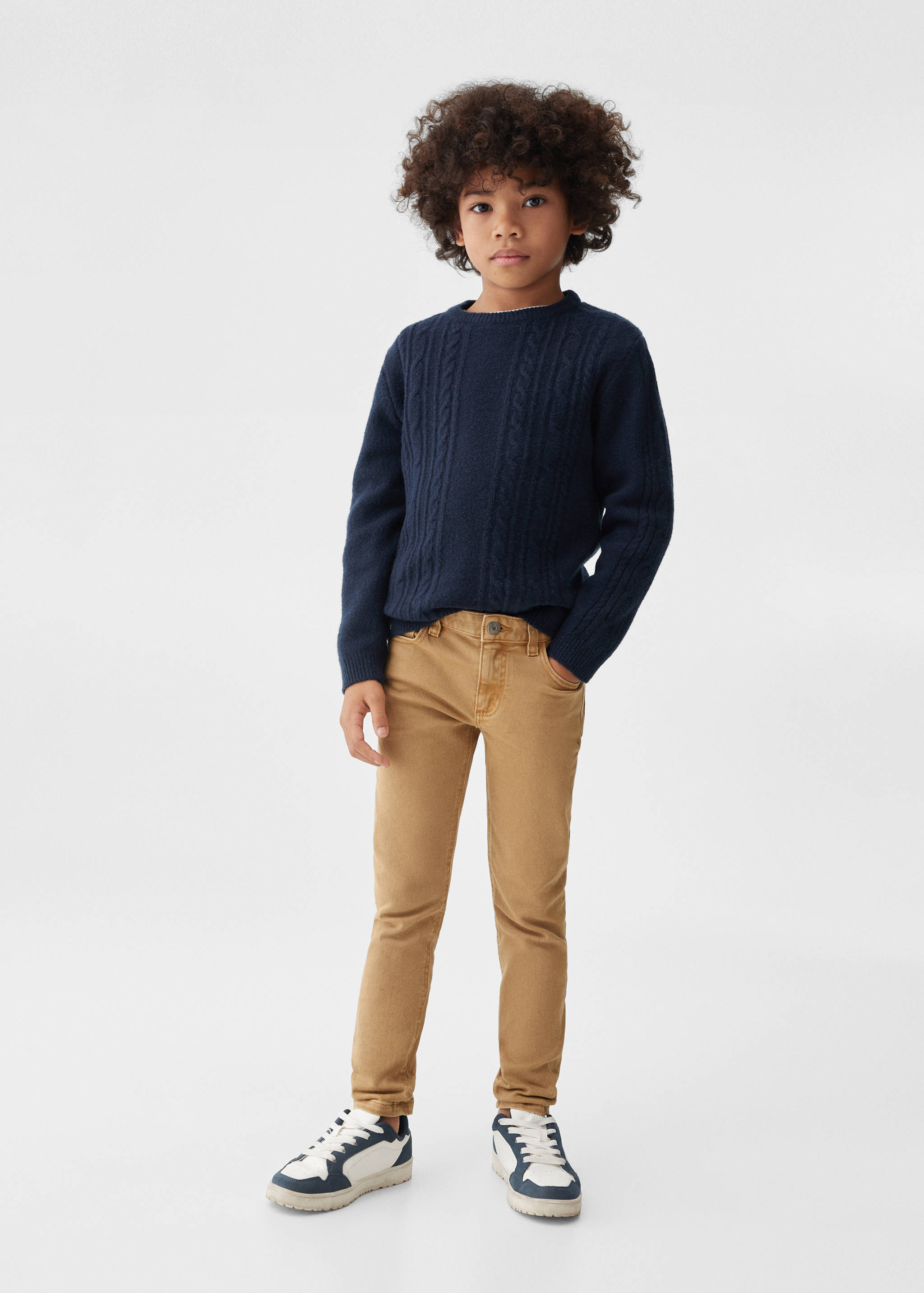 Straight flannel trousers - General plane