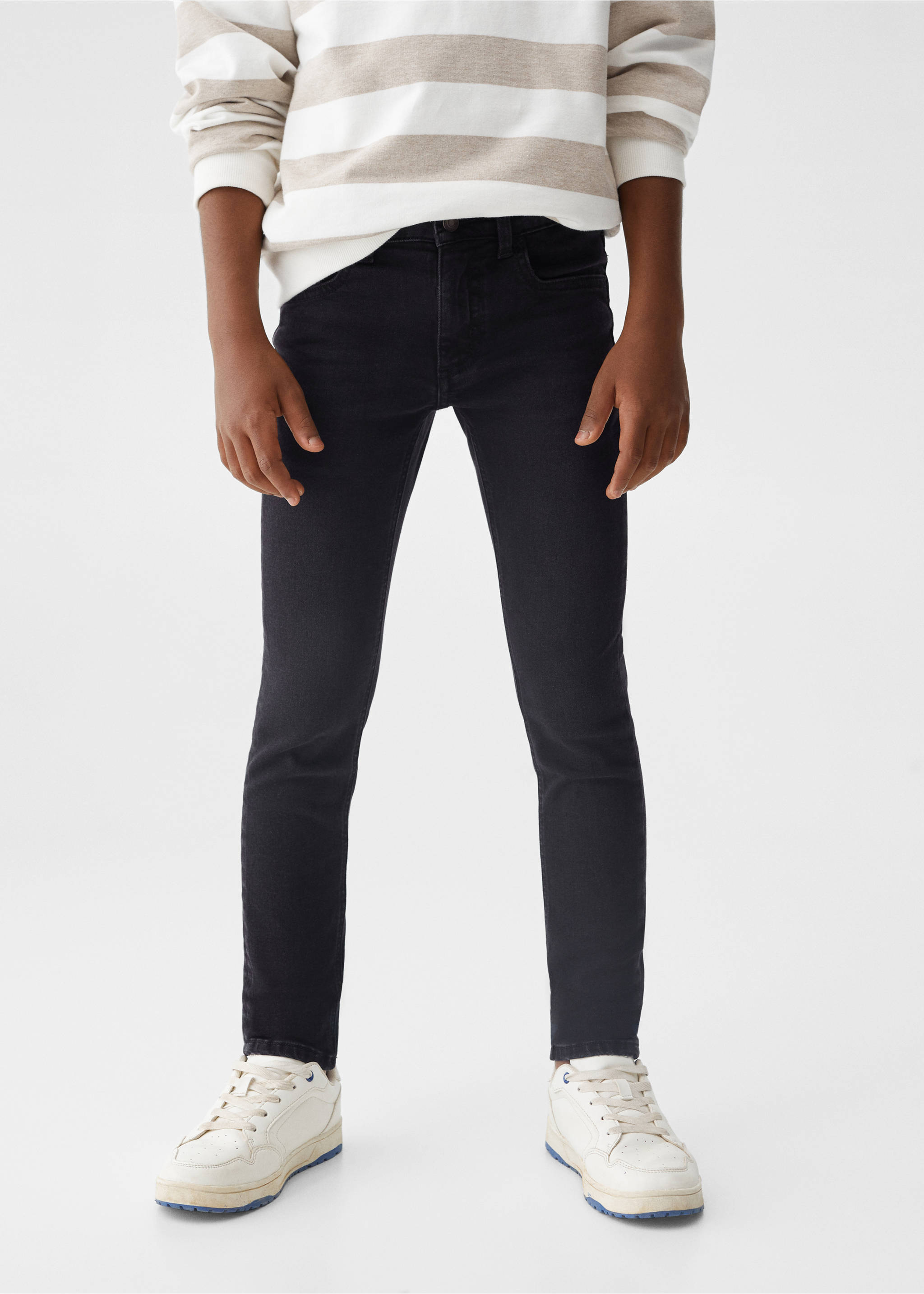 Skinny jeans - Details of the article 6, Black denim. Ref: 57082513-00.
