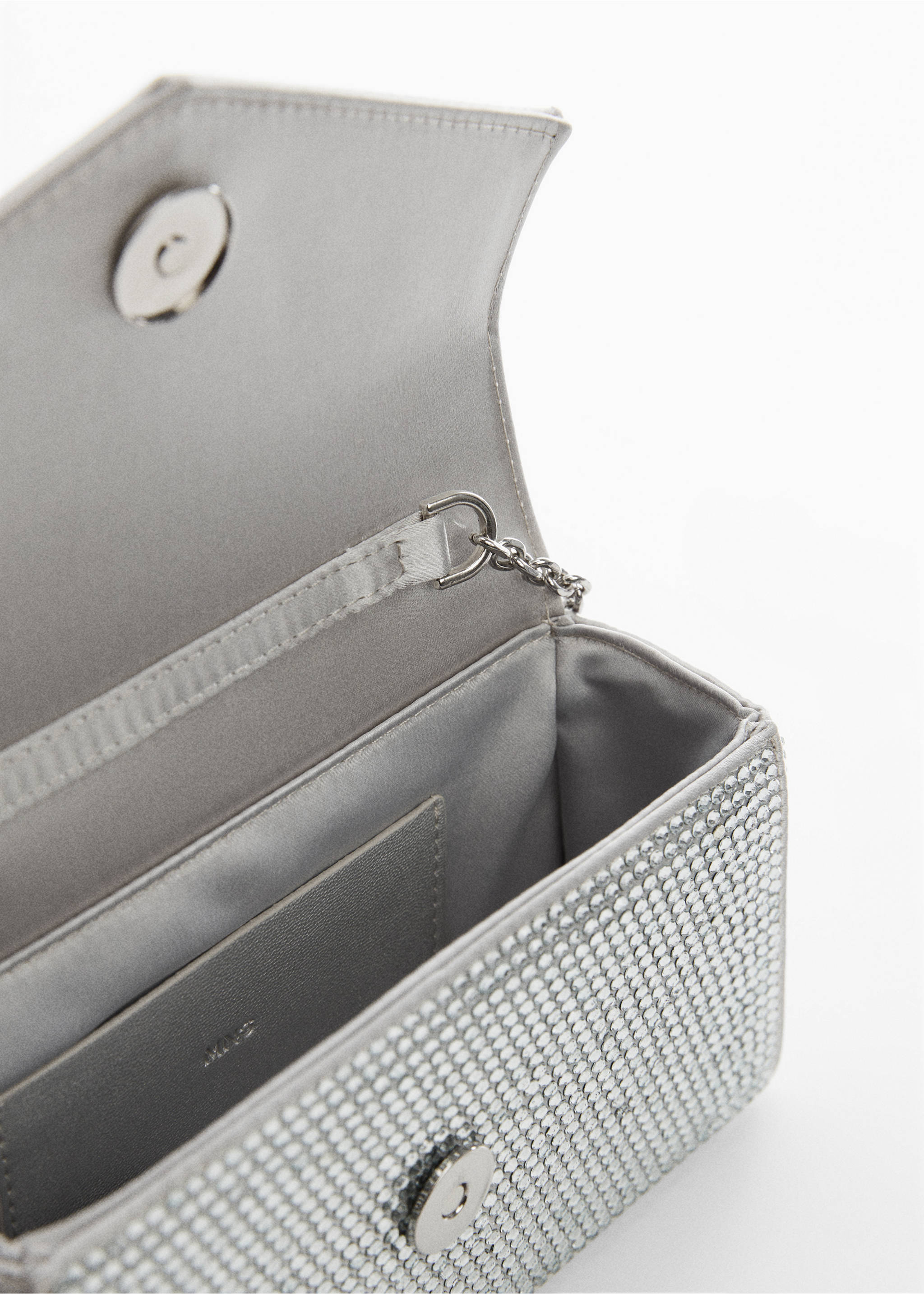 Chain bag with crystals - Details of the article 2, Silver. Ref: 57082892-00.