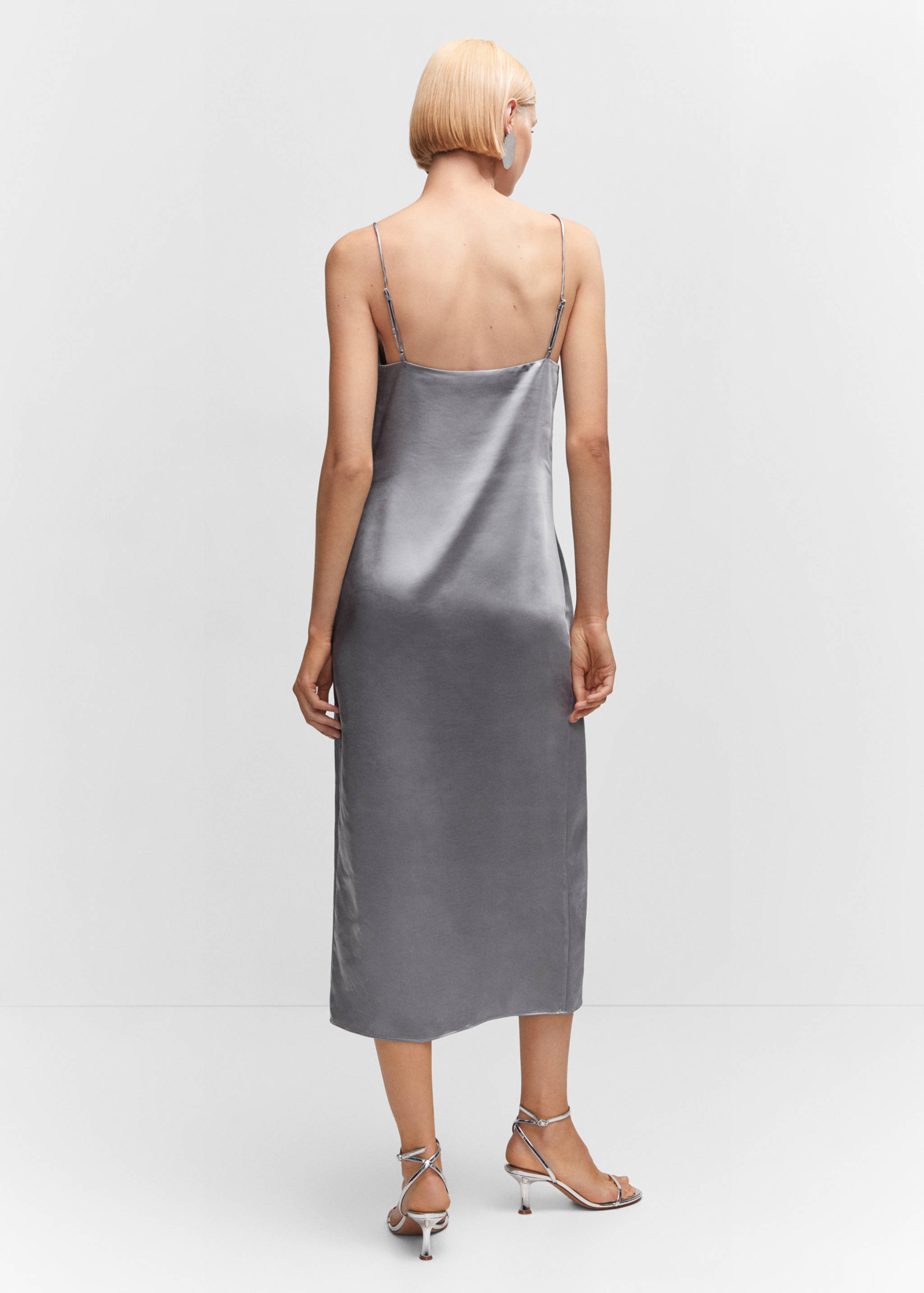 Side-slit satin dress - Reverse of the article