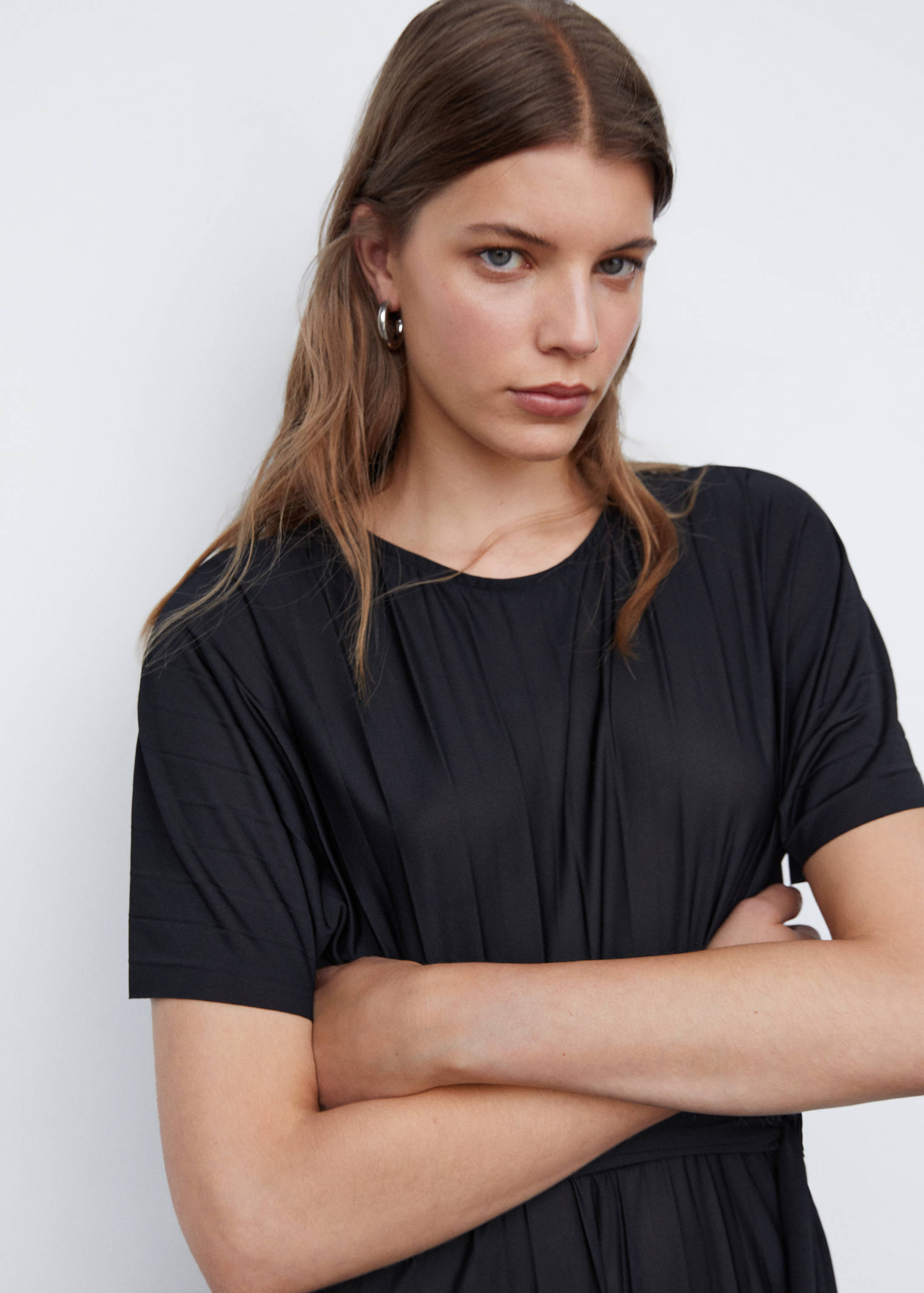 Plissierter Jumpsuit mit Schleife - Detail des Artikels 1