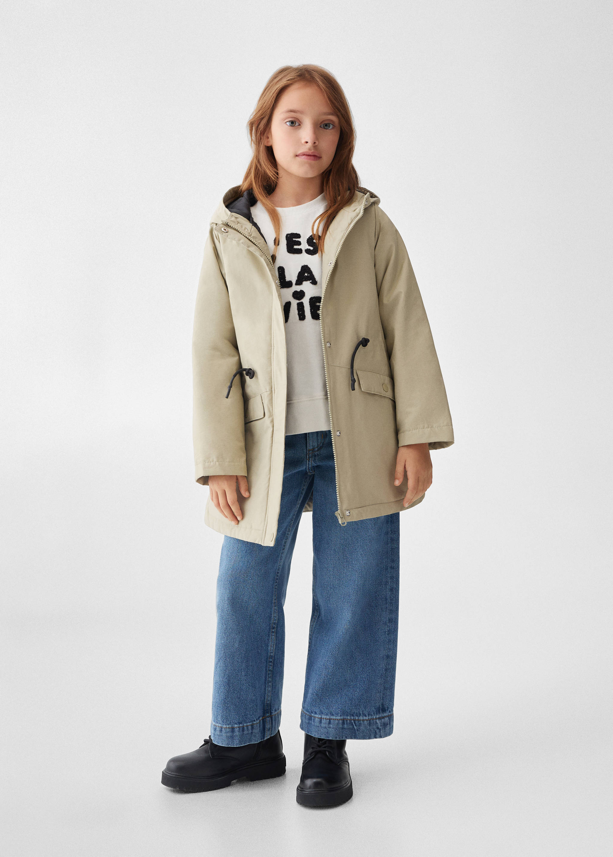 Hooded water-repellent coat - General plane