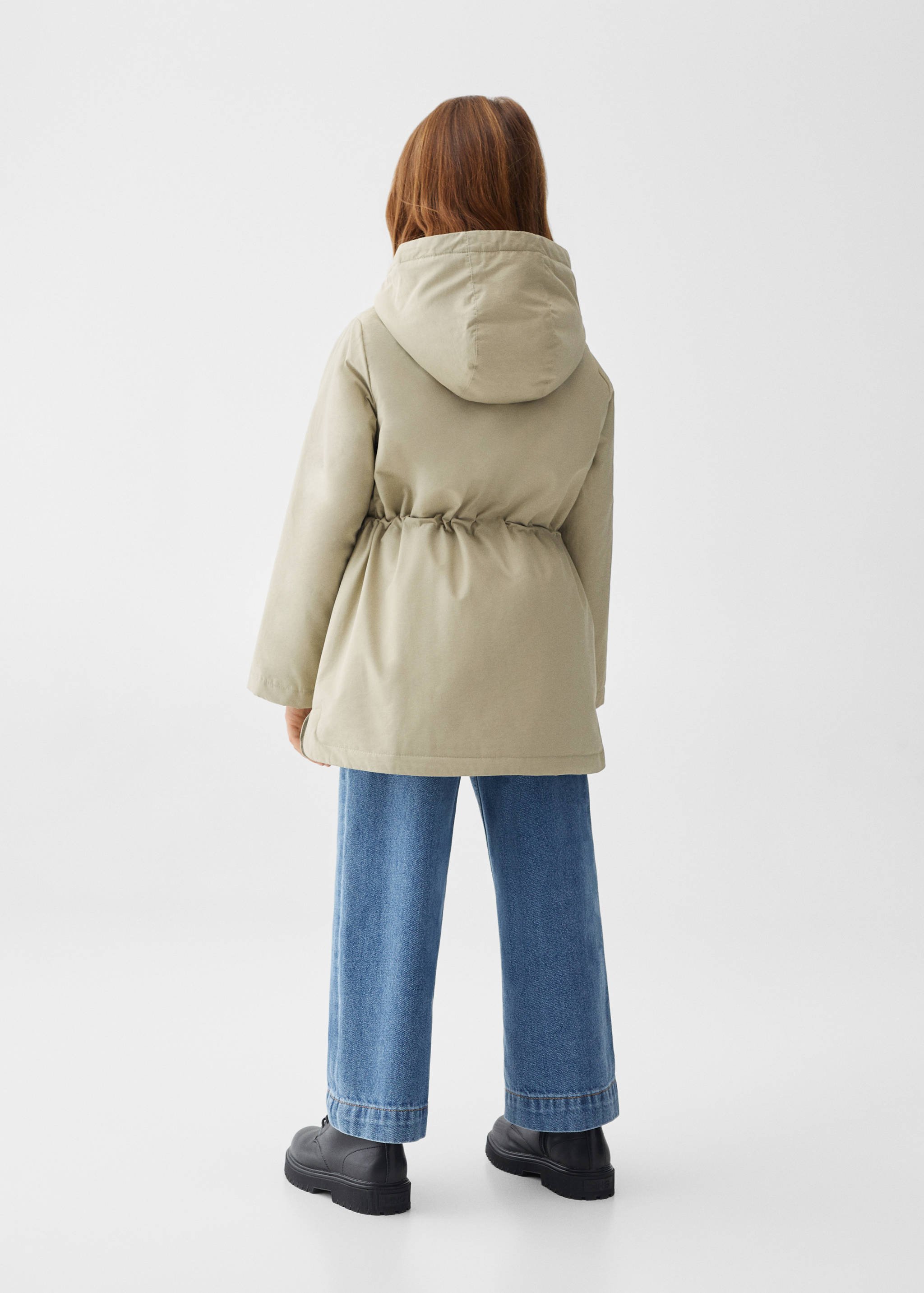 Hooded water-repellent coat - Reverse of the article