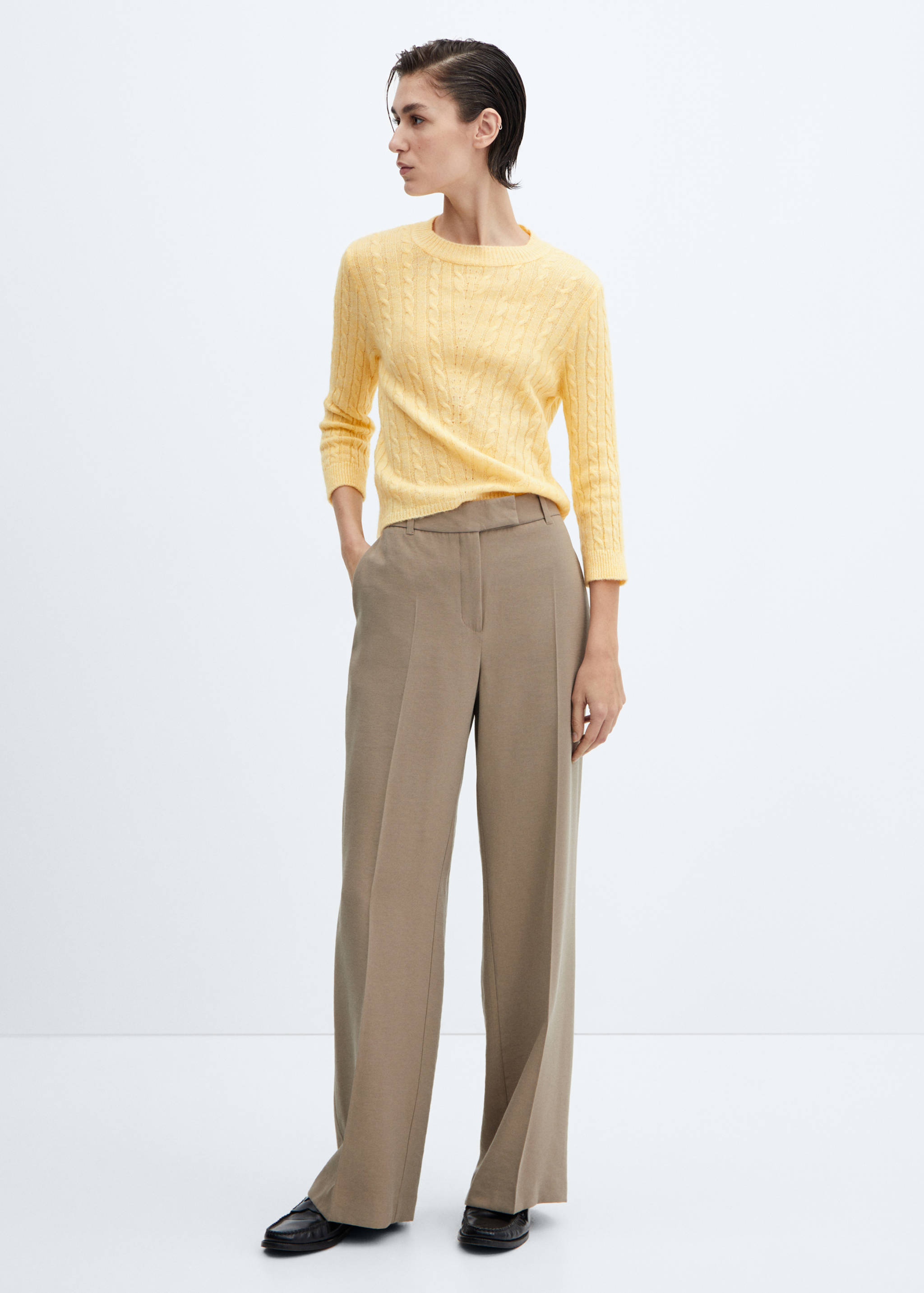 Flätstickad tröja - Allmän bild