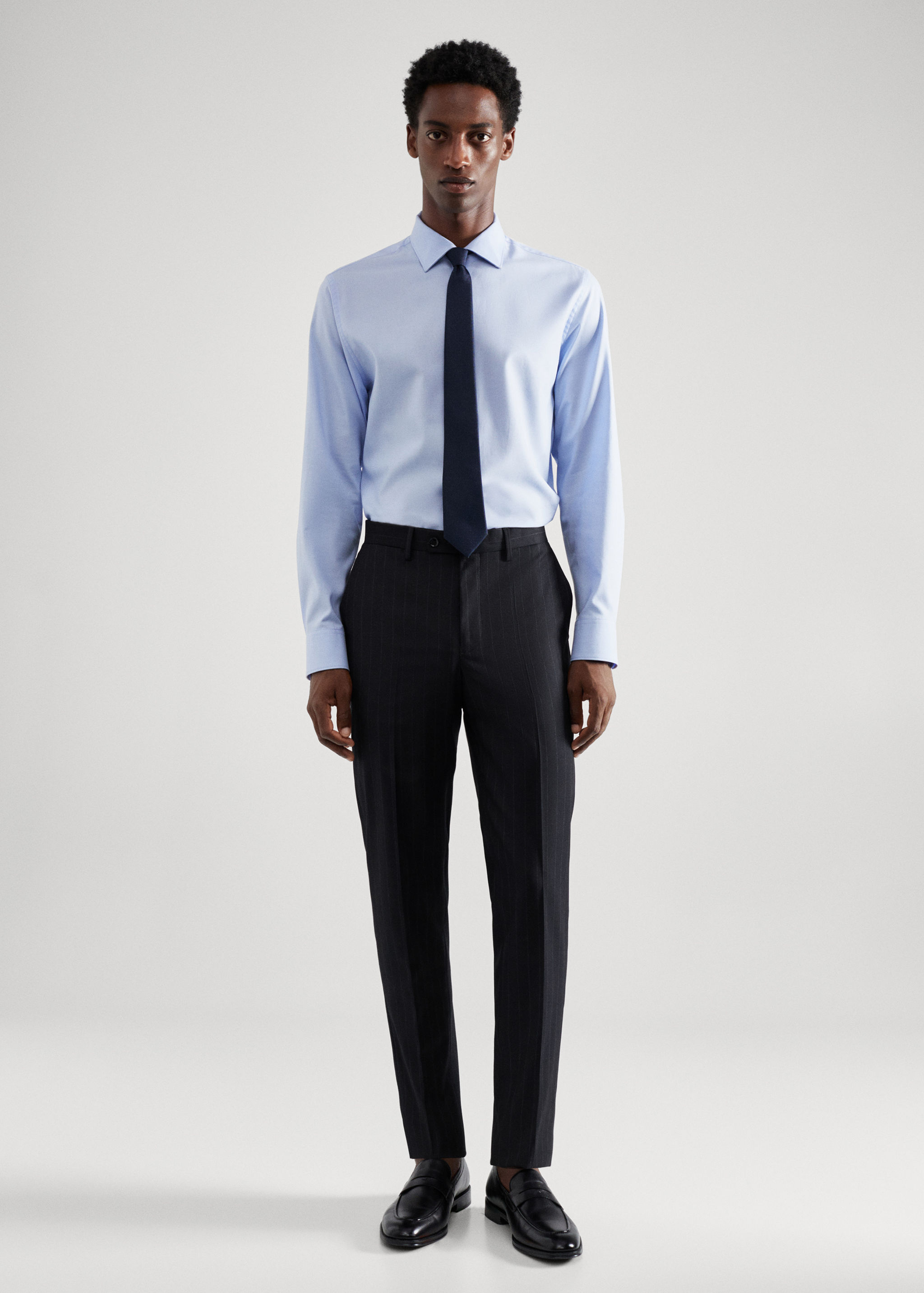Slim Fit-Anzughose aus Comfort-Stretch-Gewebe - Allgemeine Ansicht