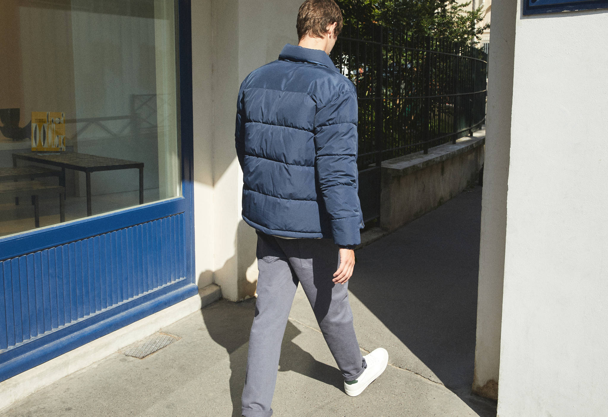 Jaqueta embuatada impermeable rombes - Pla panoràmic