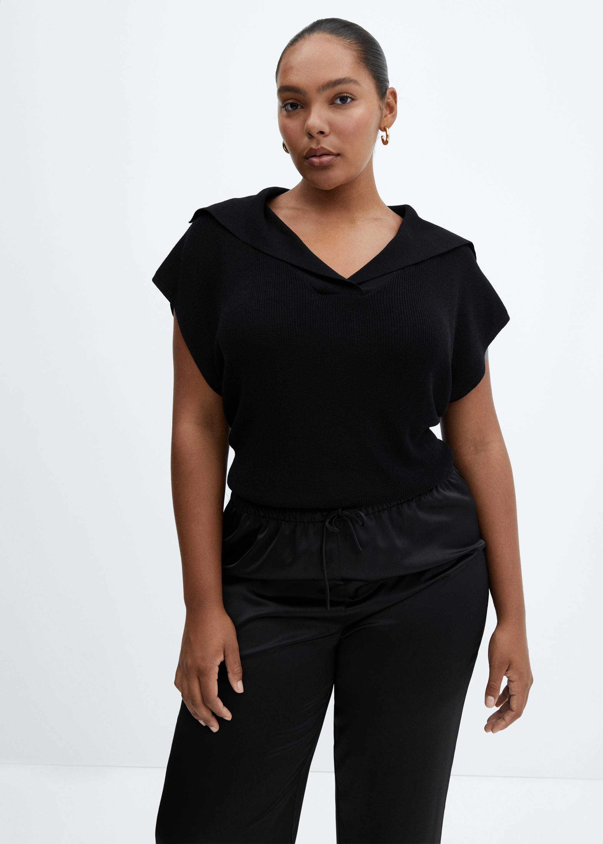 Satin-finish elastic waist trousers - Details of the article 5