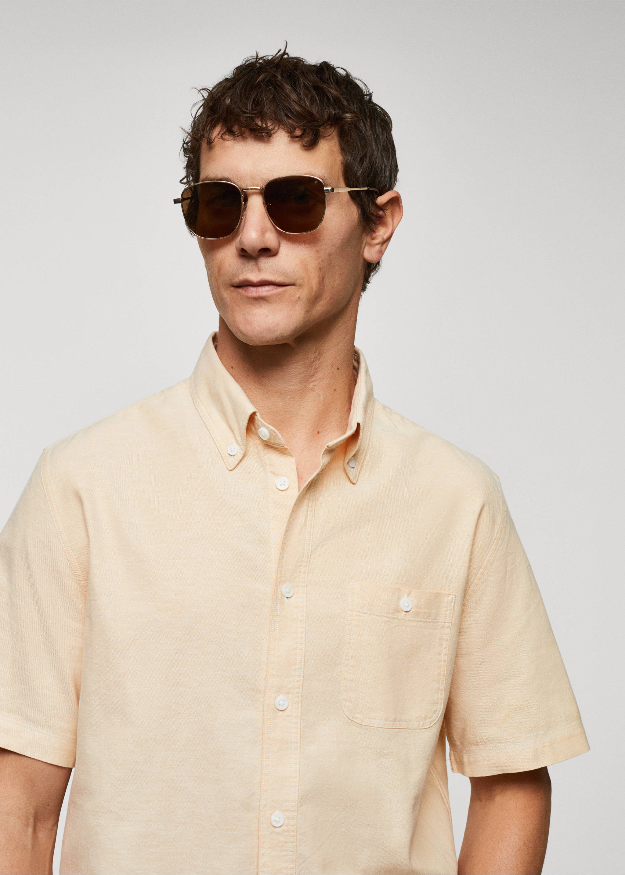 Regular-fit 100% cotton shirt - Details of the article 1, Pastel Yellow. Ref: 57085786-00.
