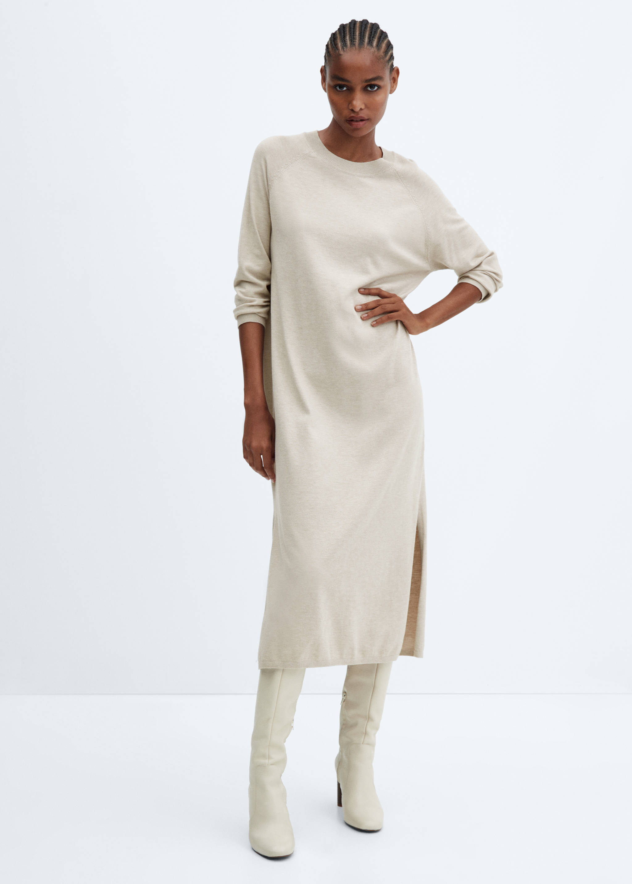 Round-neck knitted dress - General plane