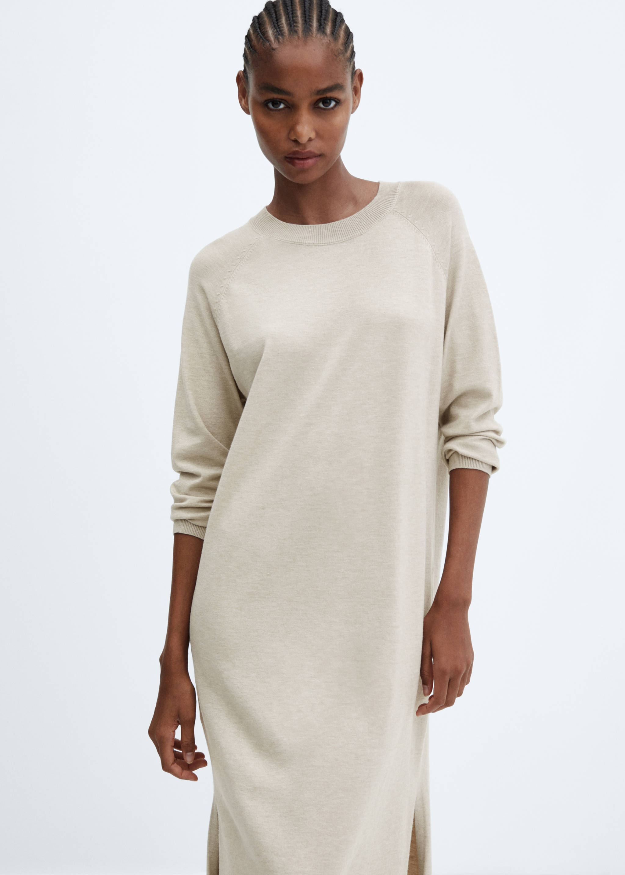 Round-neck knitted dress - Medium plane