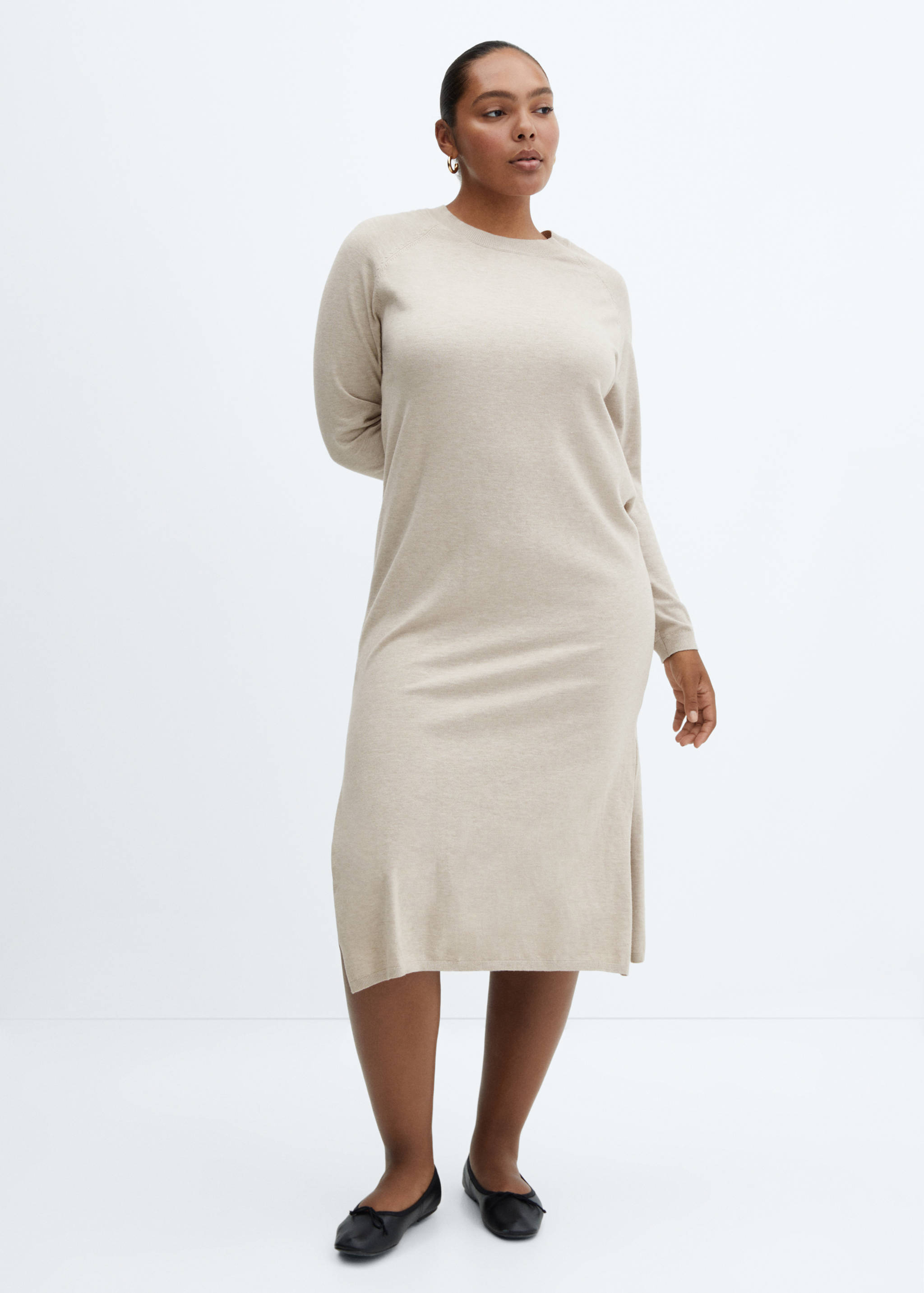 Round-neck knitted dress - Details of the article 3
