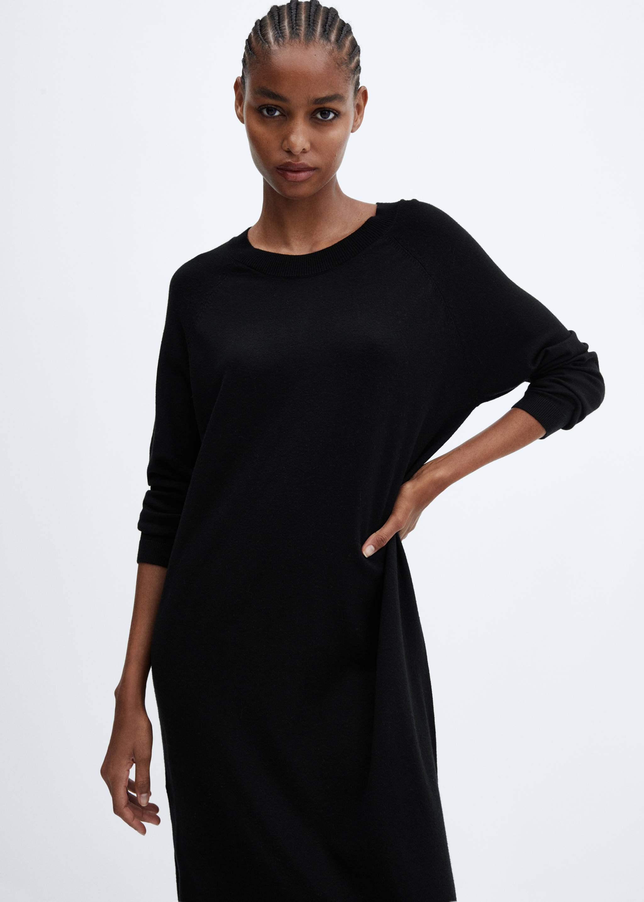 Round-neck knitted dress - Medium plane