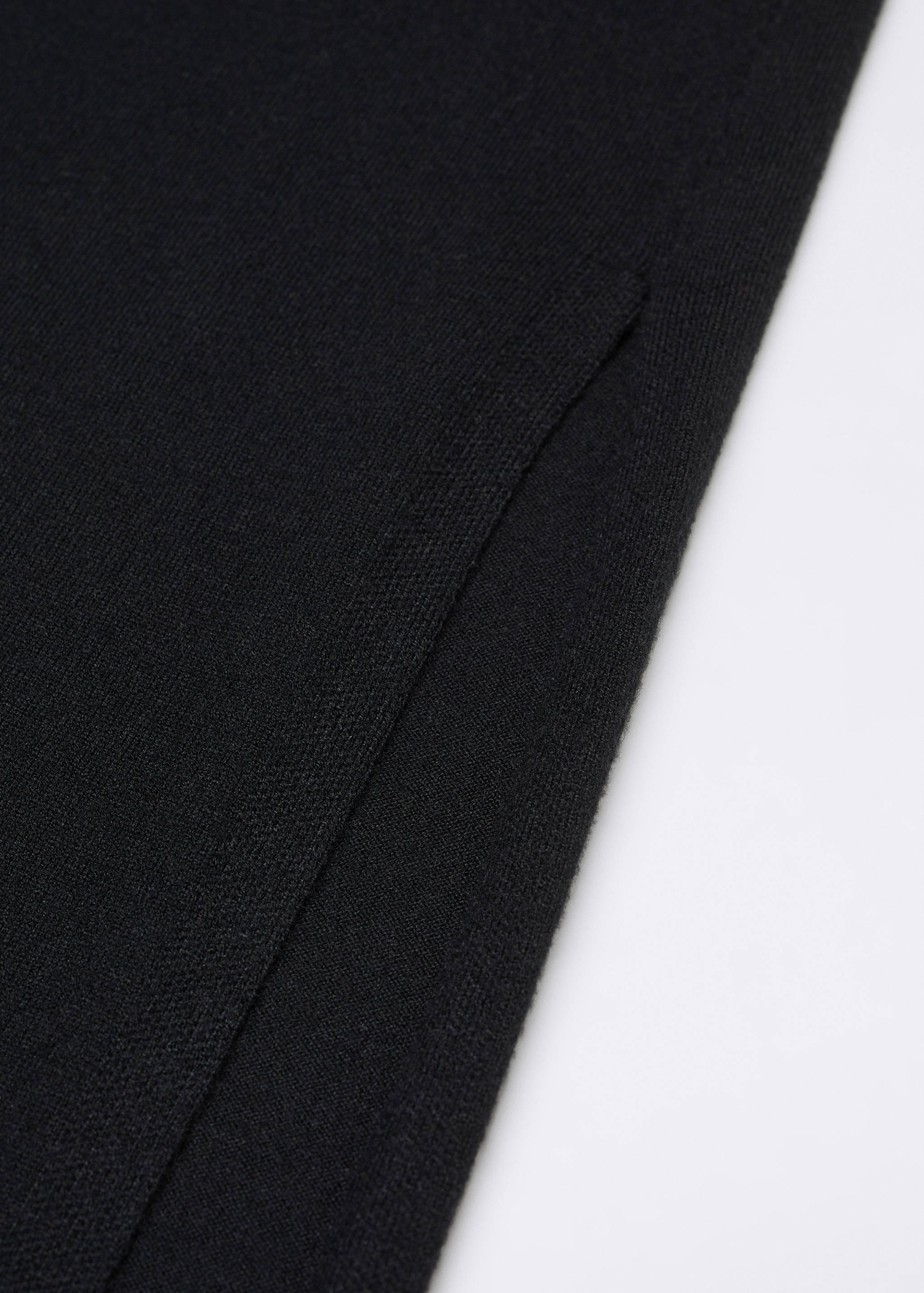 Round-neck knitted dress - Details of the article 8