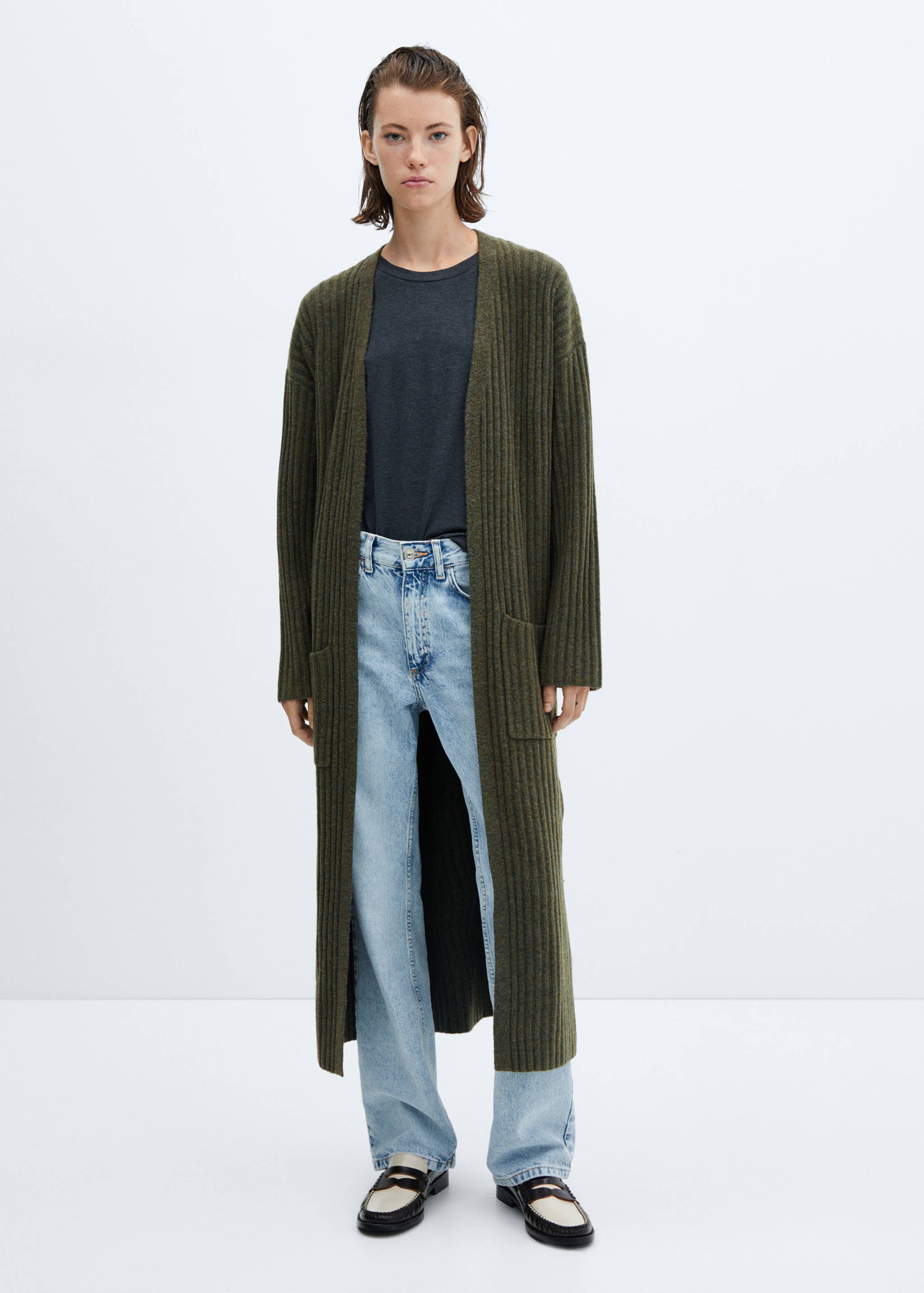 Cardigan with patch pocket - General plane