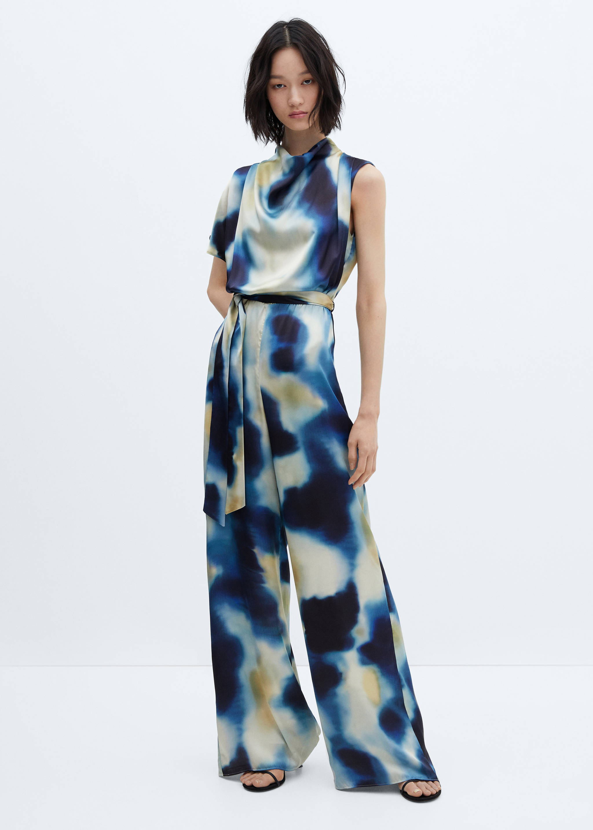 Combinaison satin col bénitier - Plan général